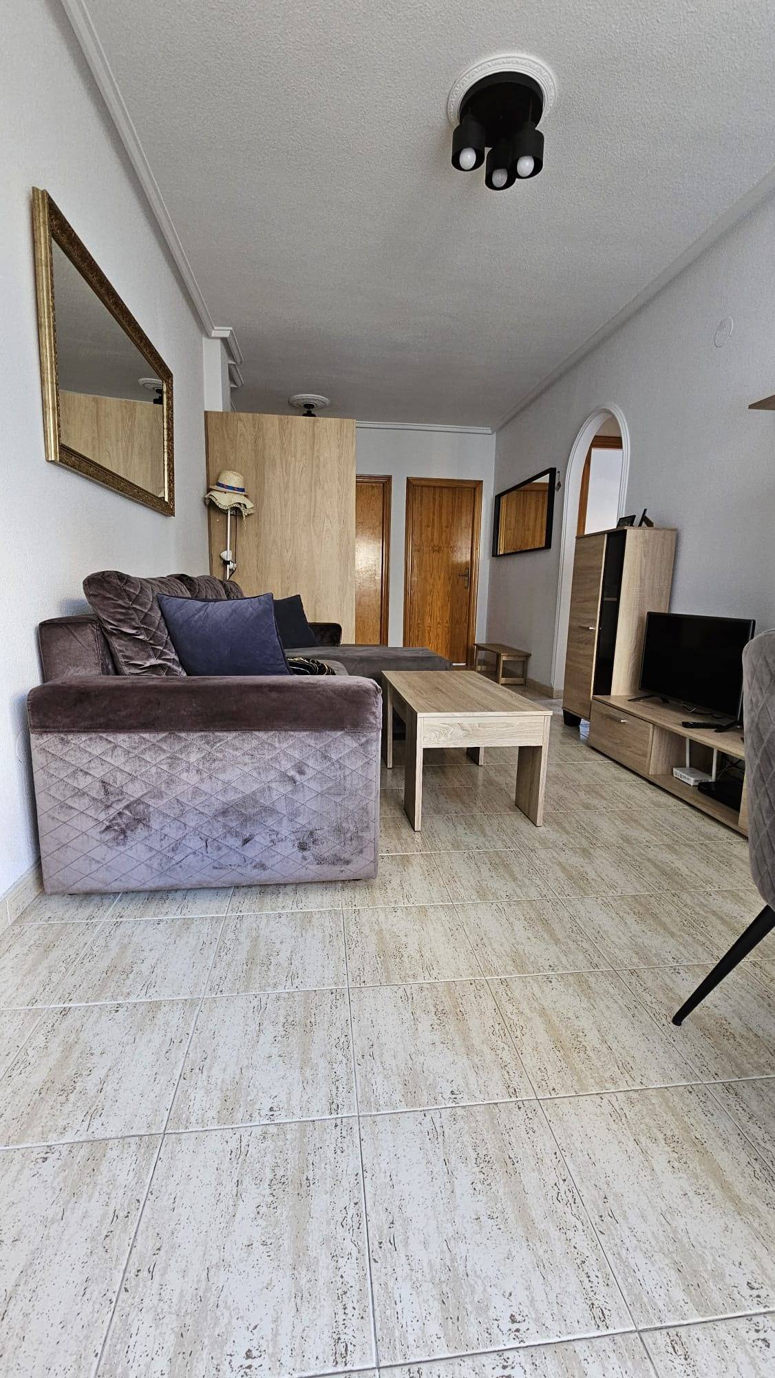 For sale - 3 Bedroom 1 Bathroom Penthouse in Torrevieja - Acequion  - Alicante