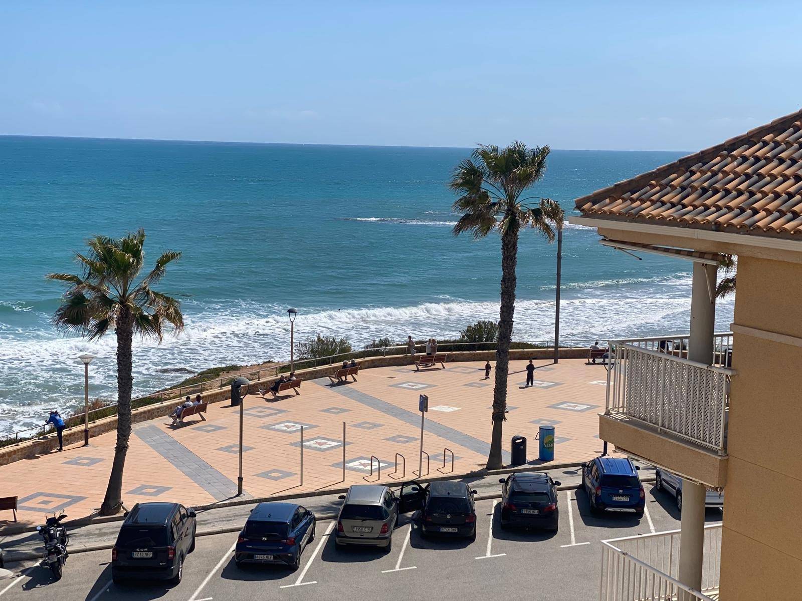 For sale - 3 Bedroom 1 Bathroom Apartment in Pilar de La Horadada - La Torre De La Horadada  - Alicante