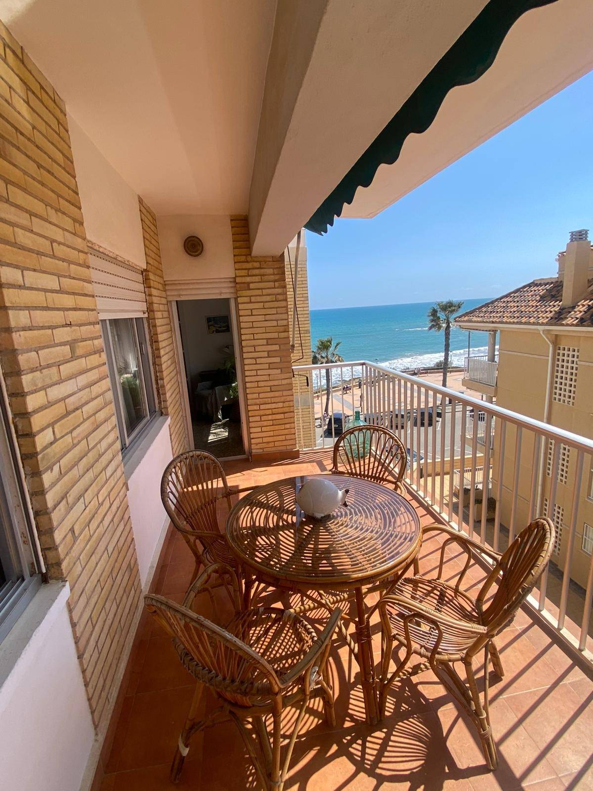 For sale - 3 Bedroom 1 Bathroom Apartment in Pilar de La Horadada - La Torre De La Horadada  - Alicante