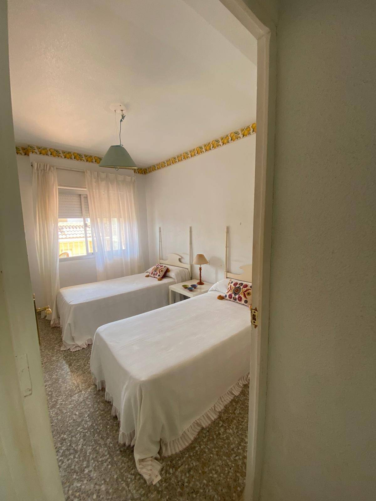 For sale - 3 Bedroom 1 Bathroom Apartment in Pilar de La Horadada - La Torre De La Horadada  - Alicante