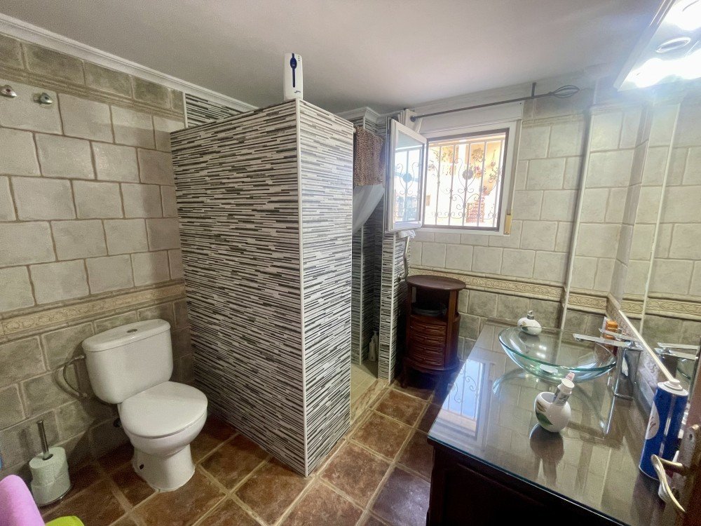 For sale - 5 Bedroom 3 Bathroom Villa in Formentera del Segura - Costa Blanca  - Alicante