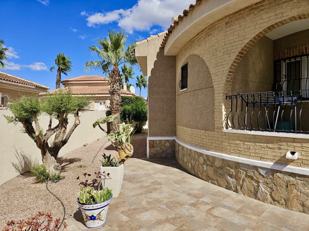 For sale - 3 Bedroom 3 Bathroom Villa in Benijofar - Costa Blanca  - Alicante
