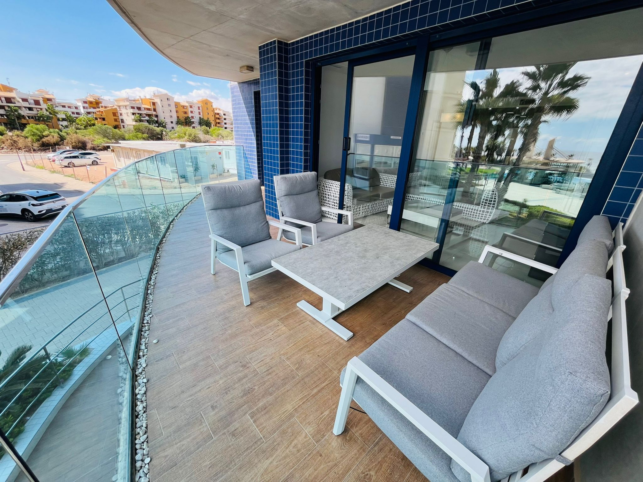 For sale - 3 Bedroom 2 Bathroom Apartment in Punta Prima - Costa Blanca  - Alicante