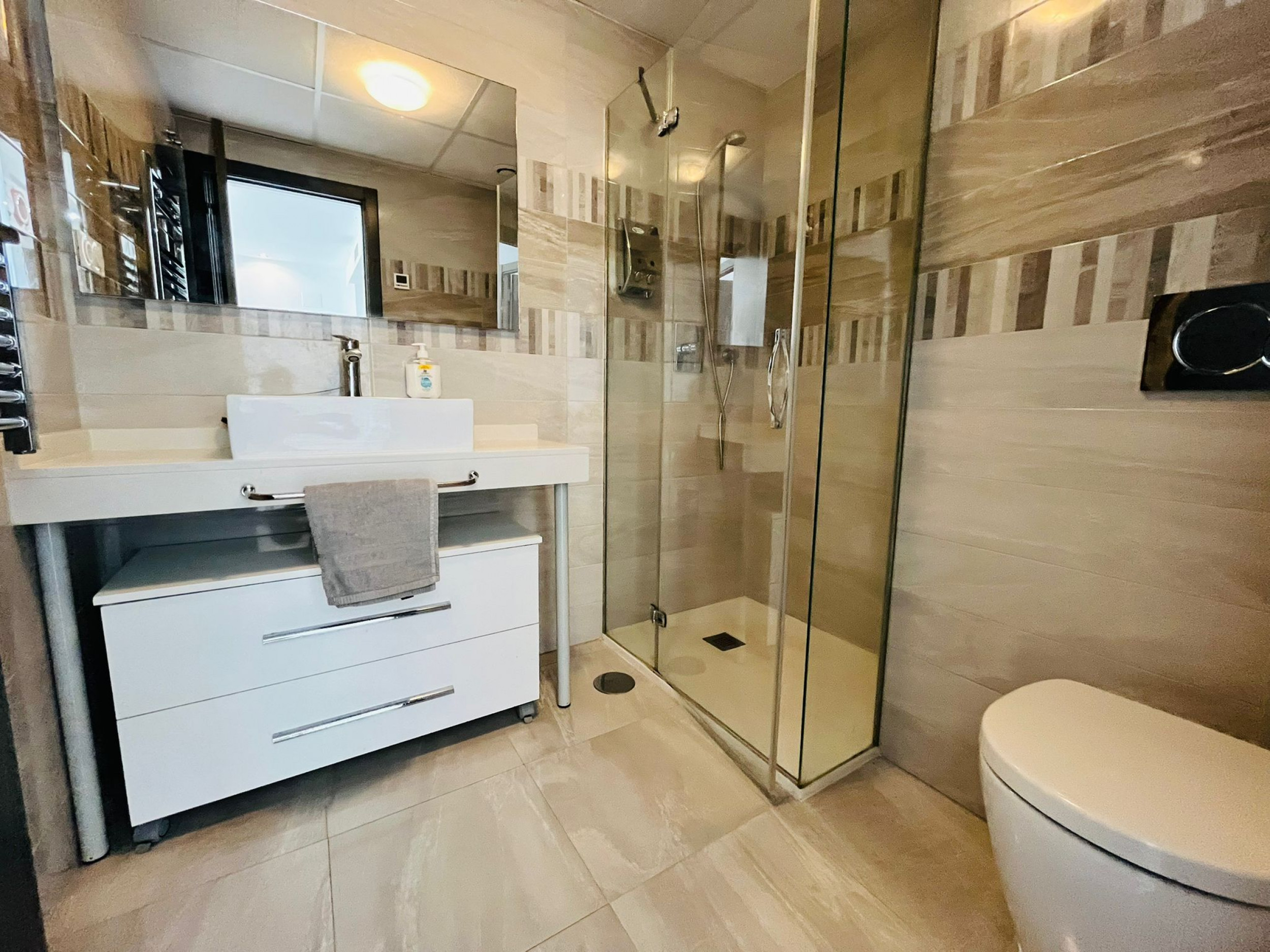 For sale - 3 Bedroom 2 Bathroom Apartment in Punta Prima - Costa Blanca  - Alicante