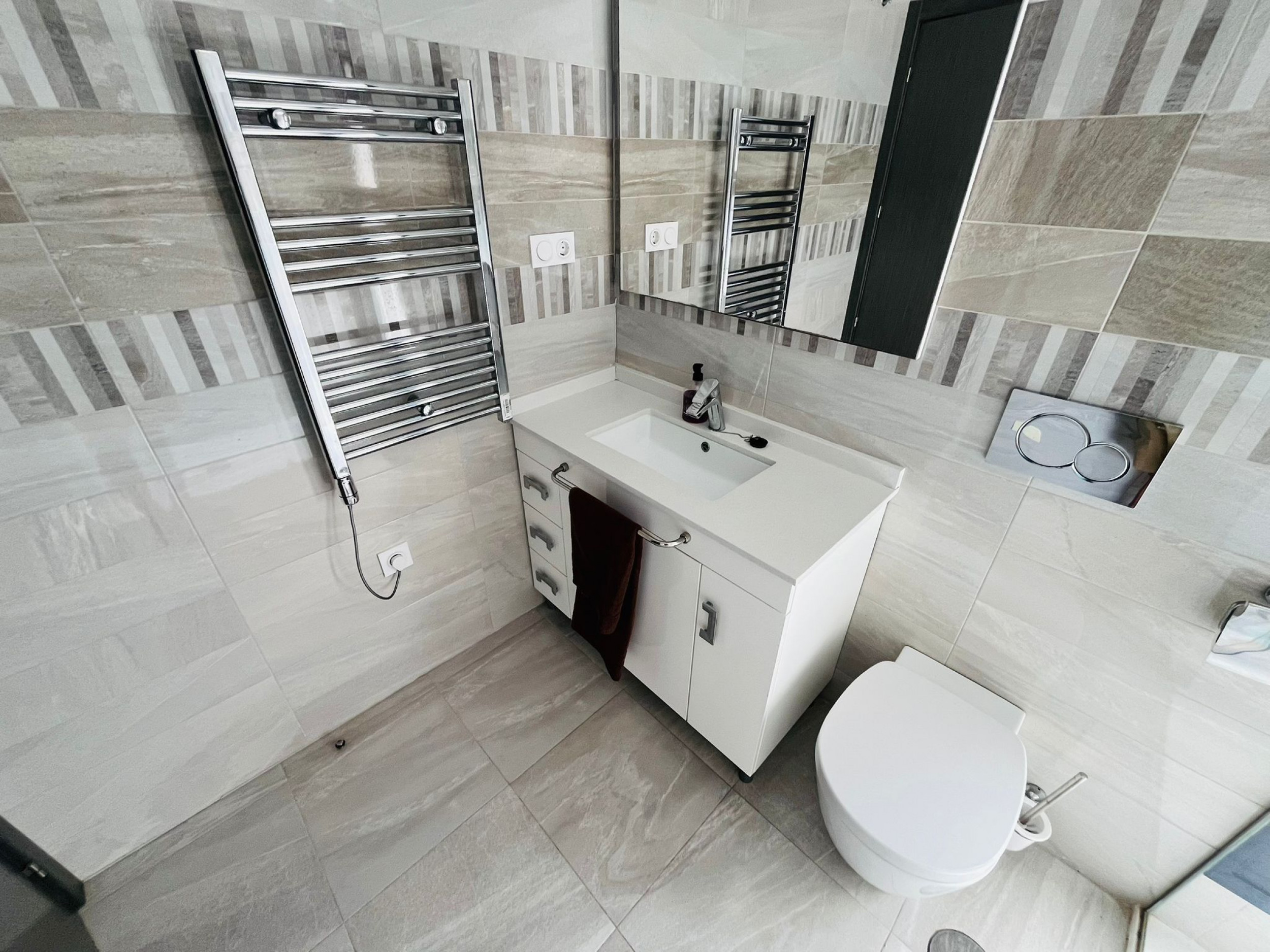For sale - 3 Bedroom 2 Bathroom Apartment in Punta Prima - Costa Blanca  - Alicante