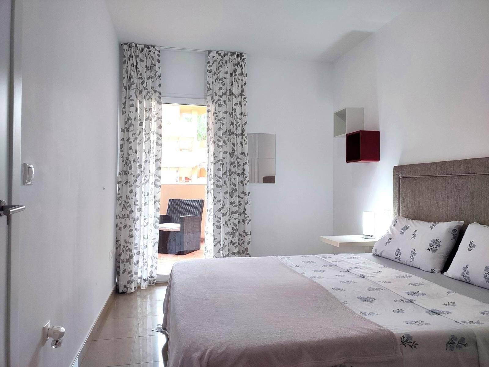 For sale - 2 Bedroom 1 Bathroom Apartment in Orihuela Costa - Horizonte - La Campana  - Alicante