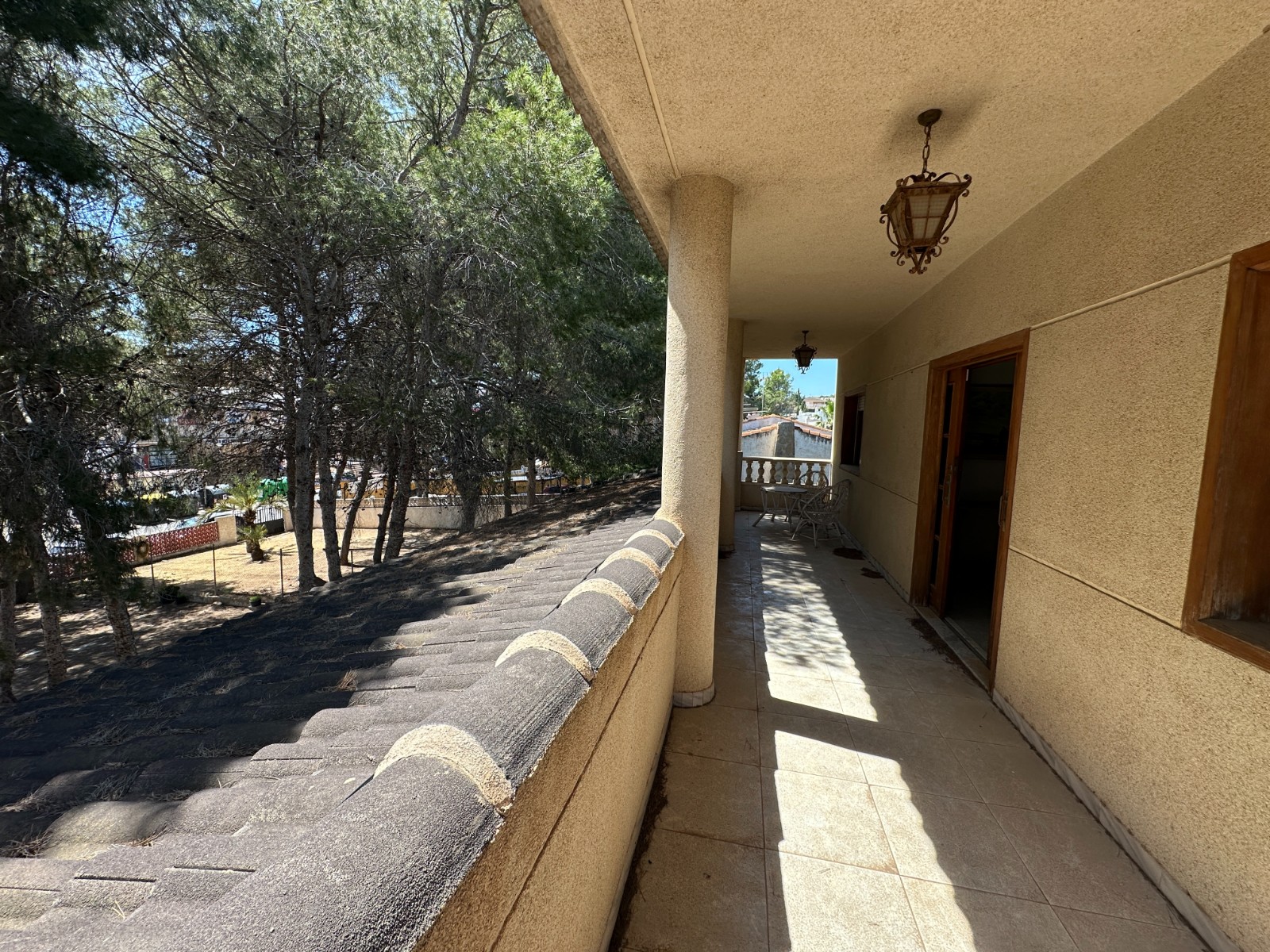 For sale - 8 Bedroom 4 Bathroom Villa in Torrevieja - Costa Blanca  - Alicante