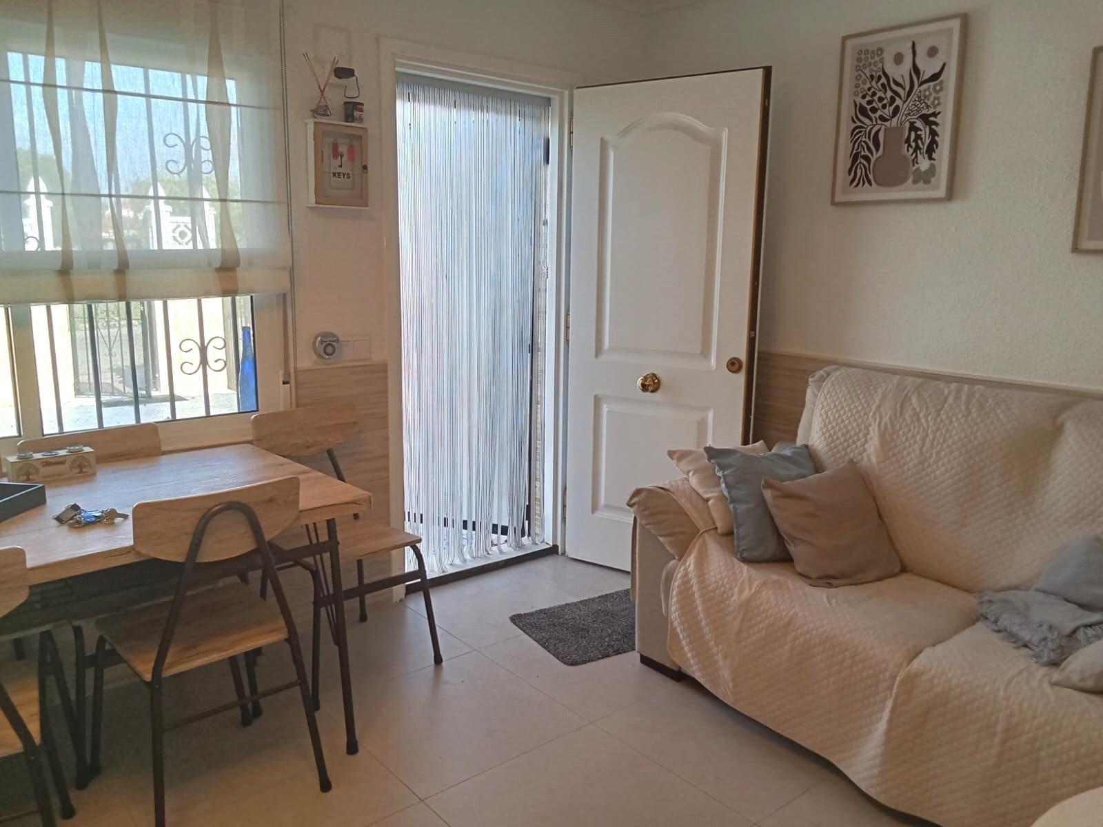 For sale - 2 Bedroom 1 Bathroom Bungalow in Torrevieja - Torretas  - Alicante