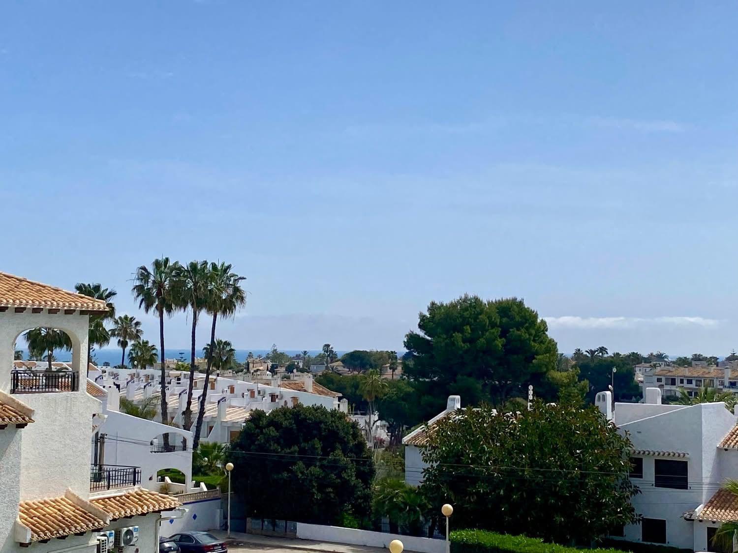 For sale - 2 Bedroom 1 Bathroom Apartment in Cabo Roig - Cabo Roig  - Alicante