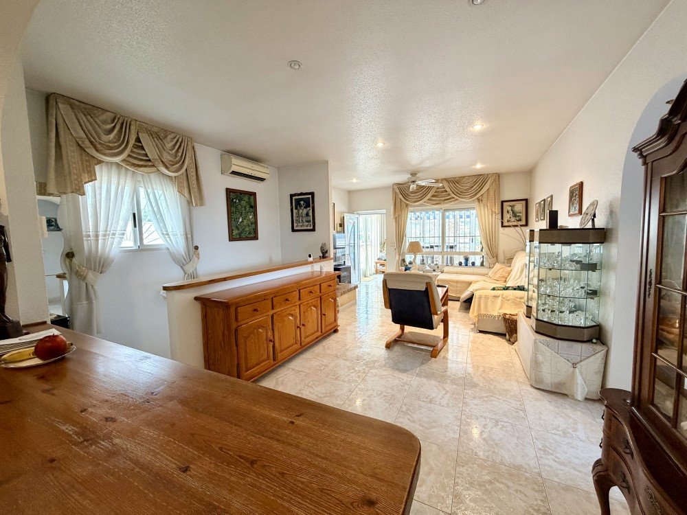 For sale - 4 Bedroom 3 Bathroom Villa in Ciudad Quesada - Costa Blanca  - Alicante