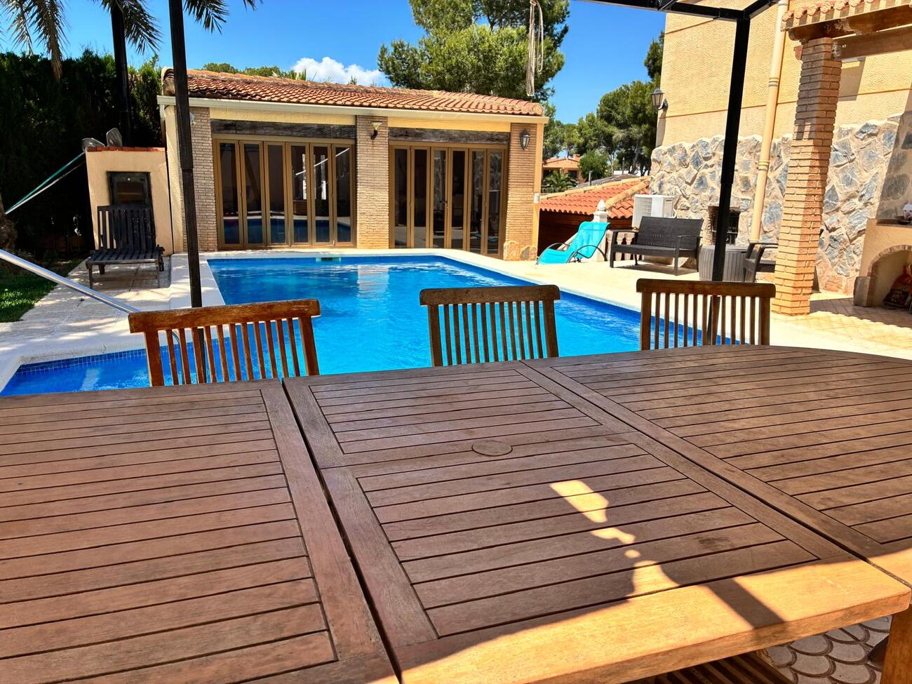 For sale - 4 Bedroom 3 Bathroom Villa in Los Balcones - Costa Blanca  - Alicante