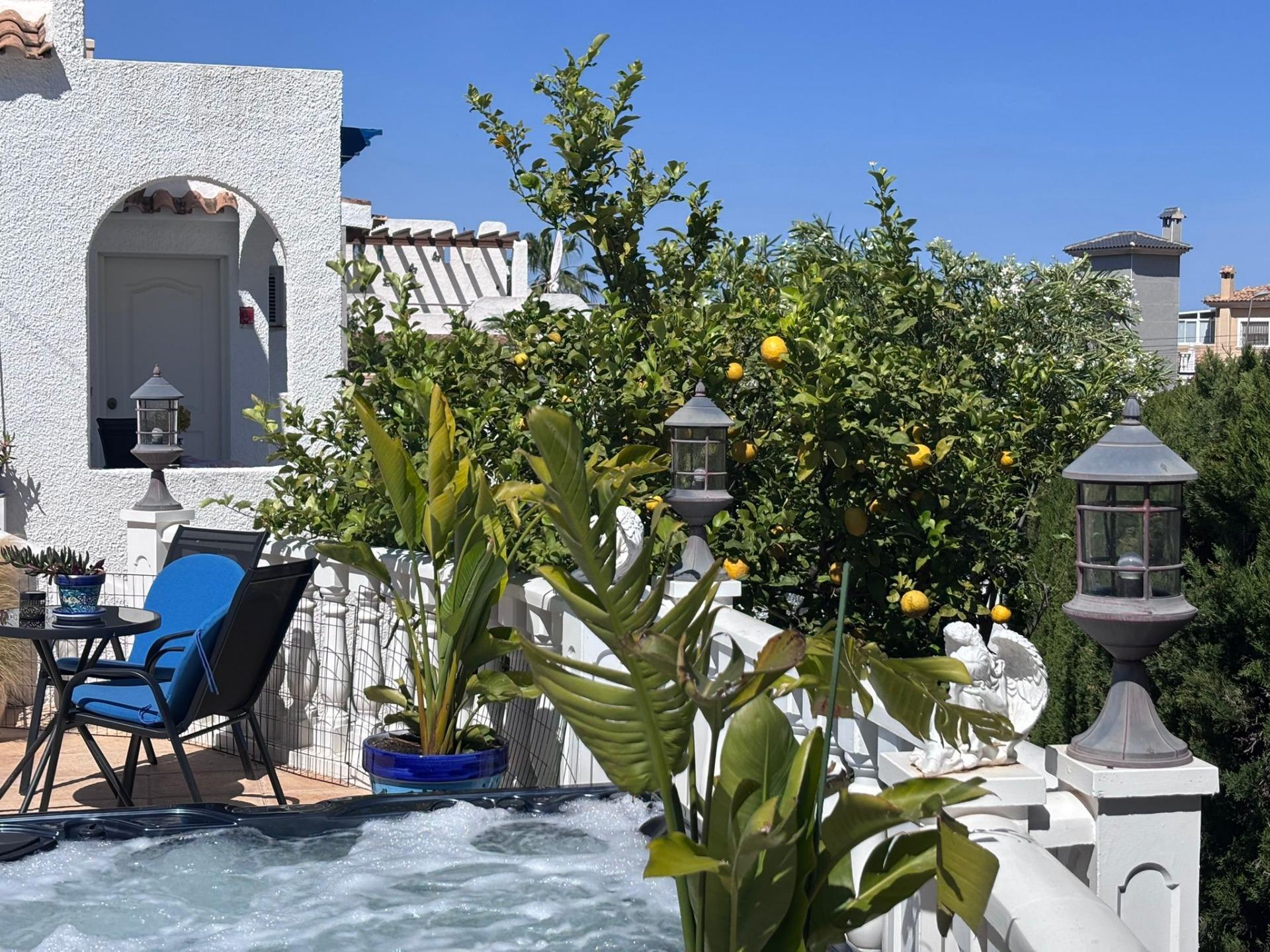 For sale - 2 Bedroom 2 Bathroom Semi Detached in Torrevieja - Los Balcones  - Alicante