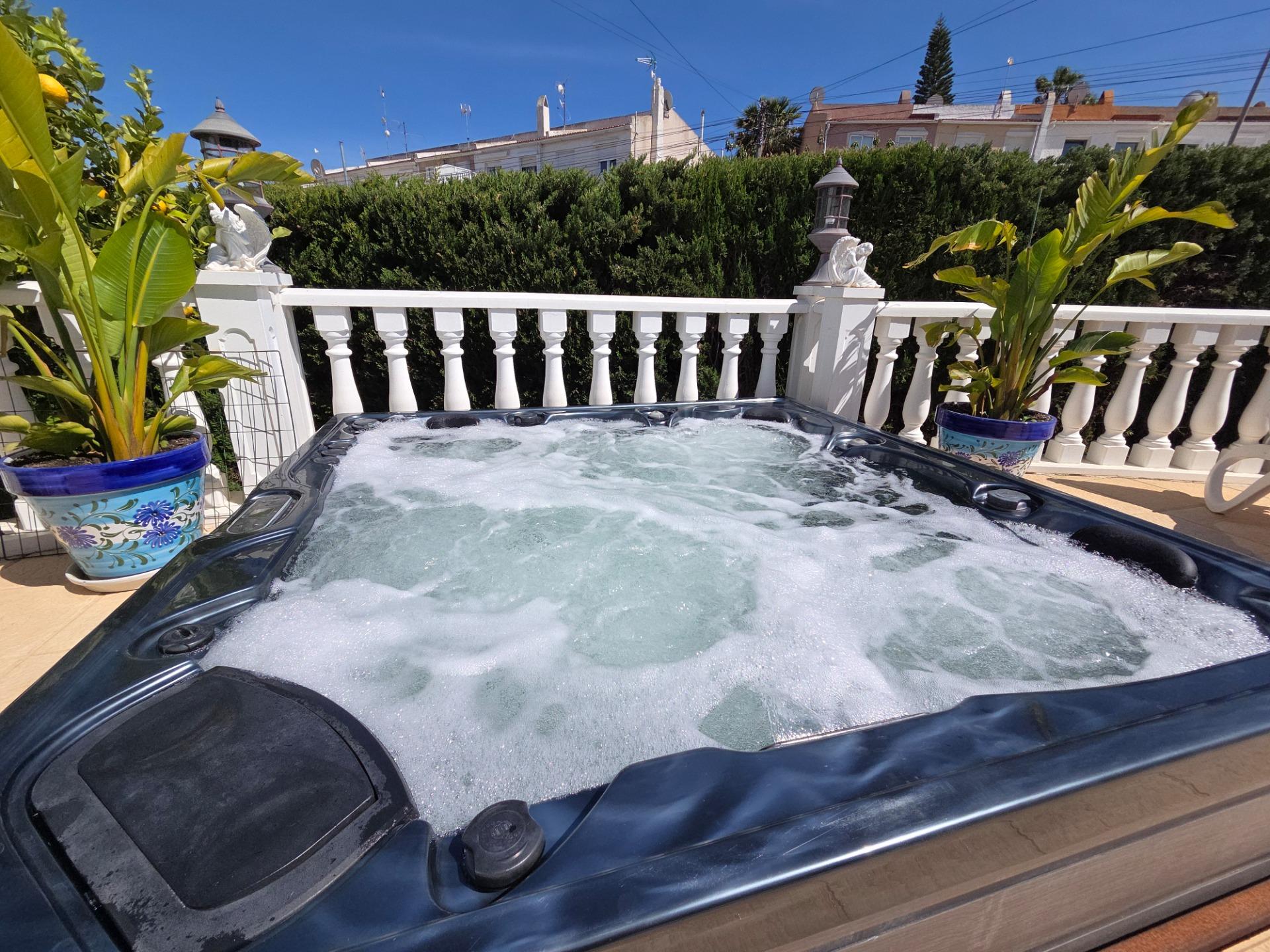 For sale - 2 Bedroom 2 Bathroom Semi Detached in Torrevieja - Los Balcones  - Alicante