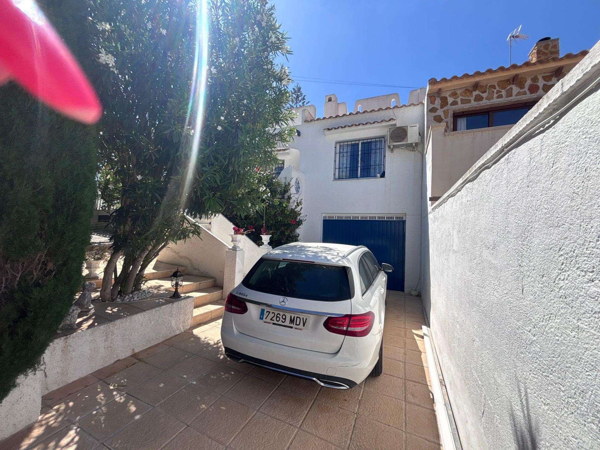 For sale - 2 Bedroom 2 Bathroom Semi Detached in Torrevieja - Los Balcones  - Alicante