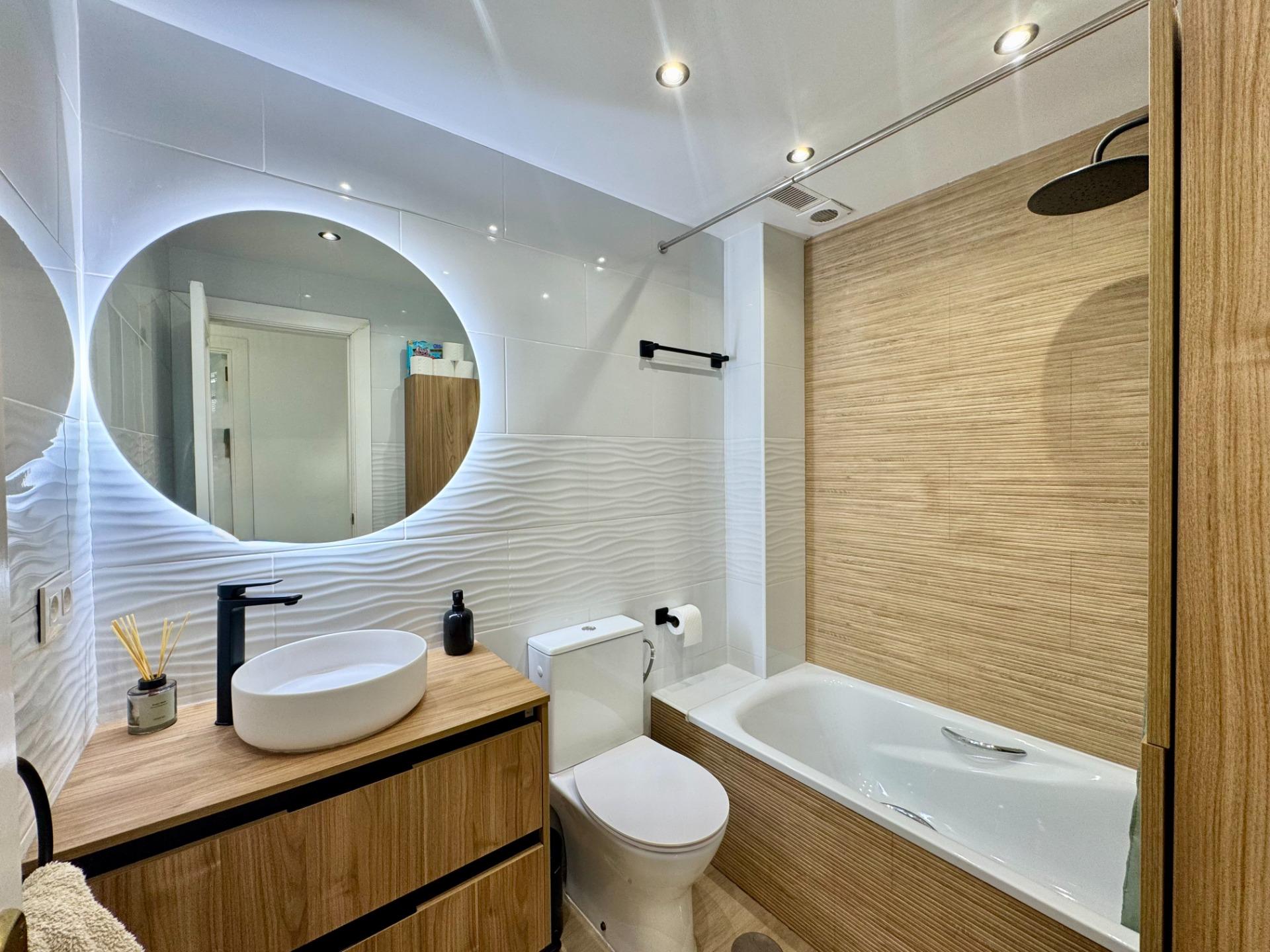 For sale - 2 Bedroom 2 Bathroom Bungalow in Villamartin - Villamartín-las Filipinas  - Alicante