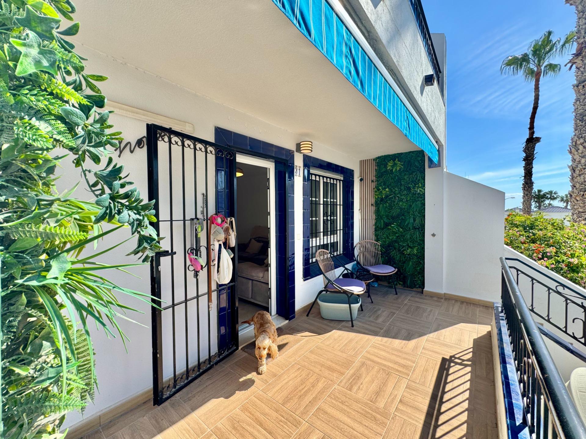 For sale - 2 Bedroom 2 Bathroom Bungalow in Villamartin - Villamartín-las Filipinas  - Alicante