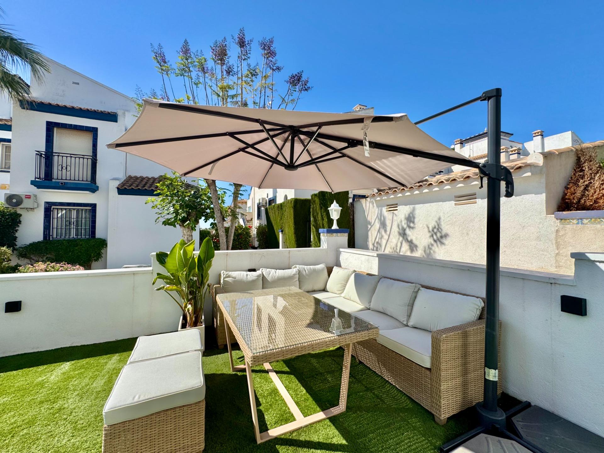 For sale - 2 Bedroom 2 Bathroom Bungalow in Villamartin - Villamartín-las Filipinas  - Alicante