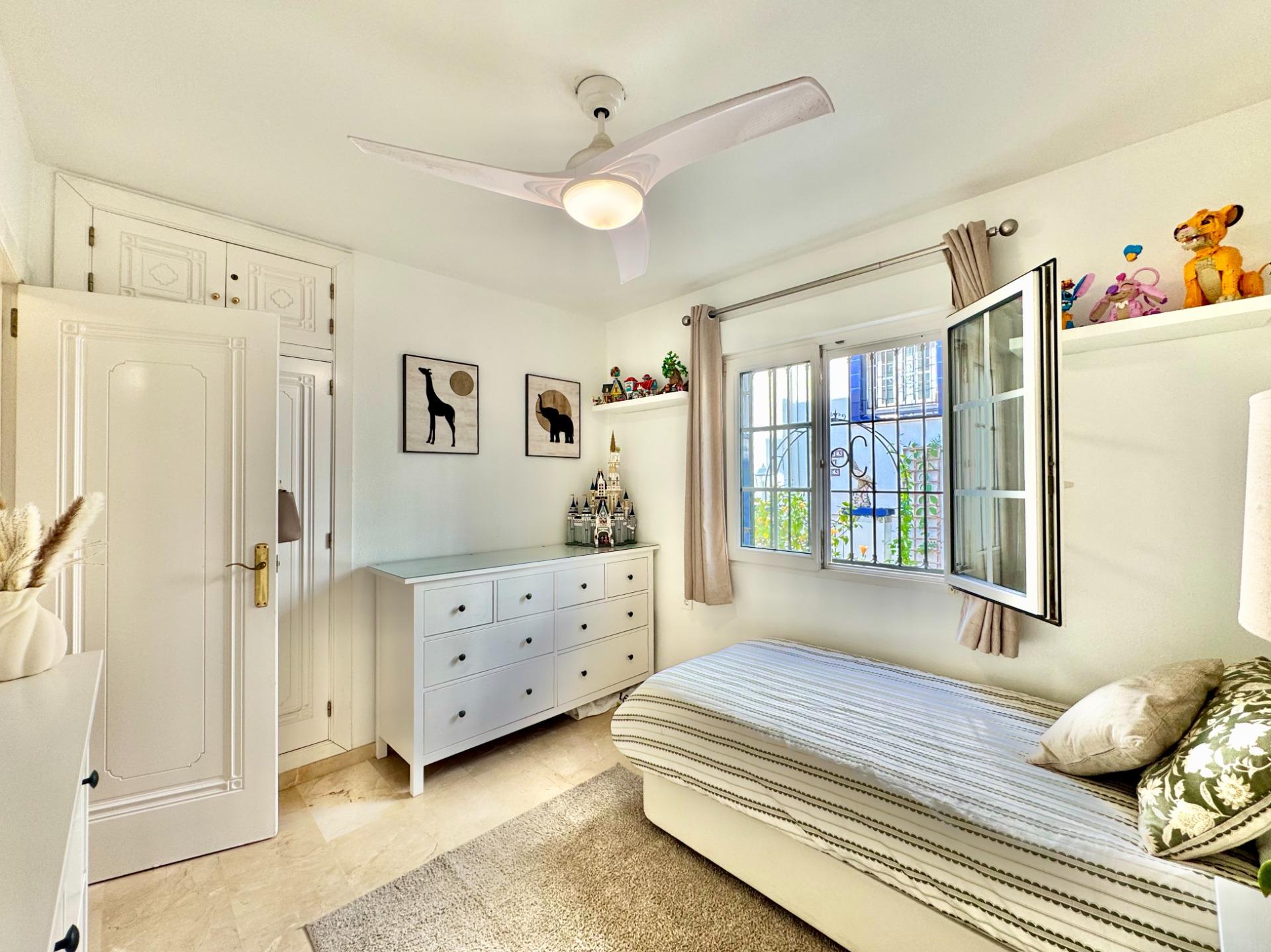 For sale - 2 Bedroom 2 Bathroom Bungalow in Villamartin - Villamartín-las Filipinas  - Alicante