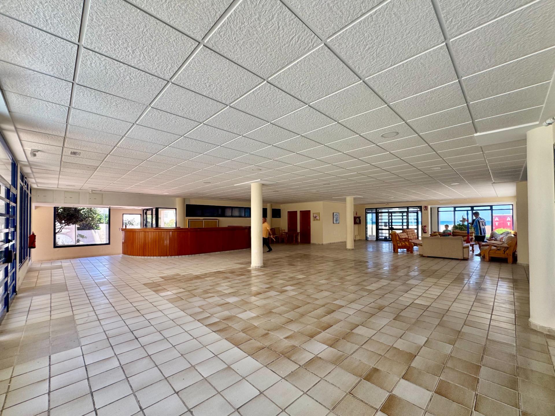 For sale - 2 Bedroom 1 Bathroom Apartment in Torrevieja - Torre La Mata  - Alicante