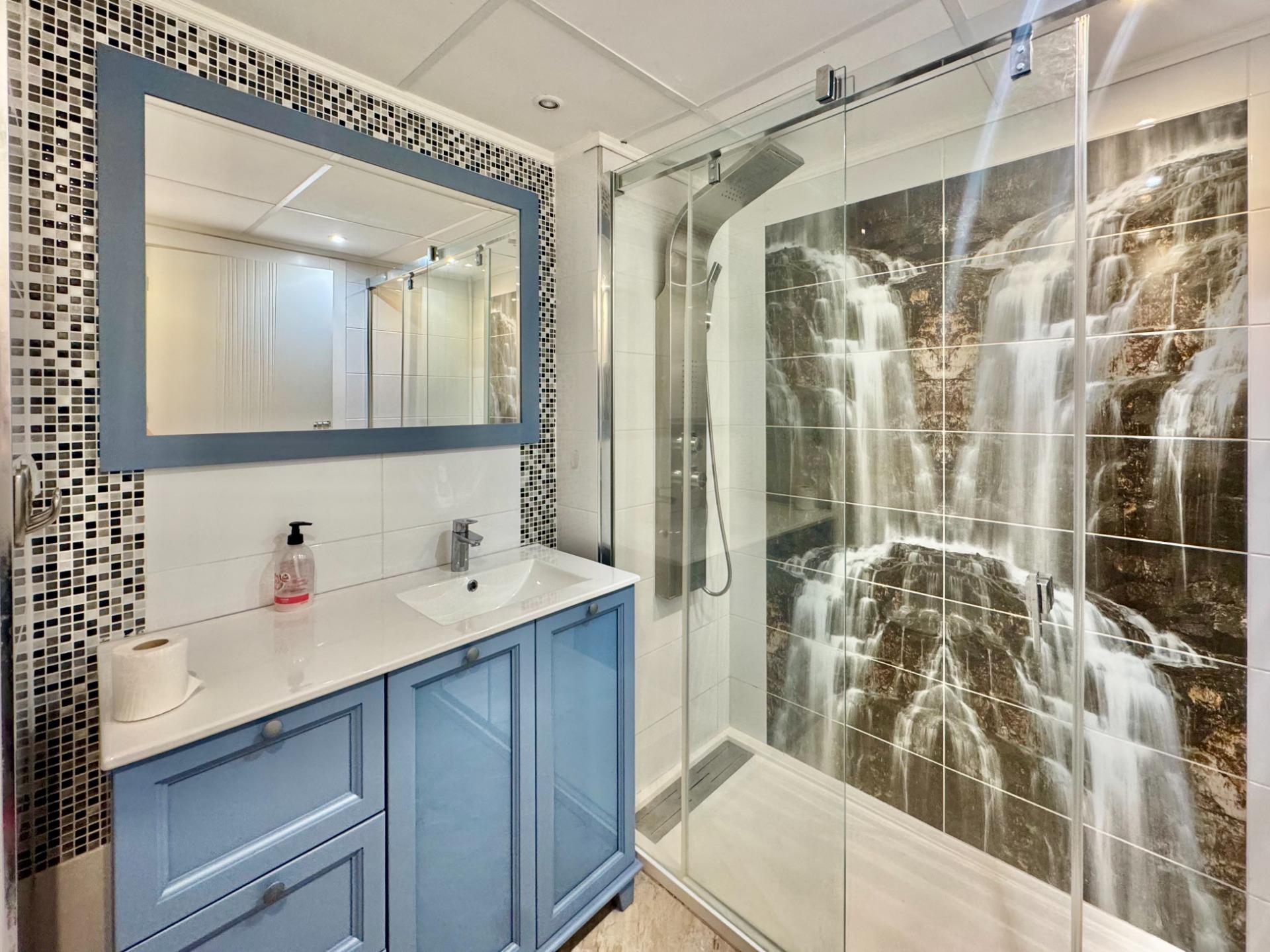 For sale - 2 Bedroom 1 Bathroom Apartment in Torrevieja - Torre La Mata  - Alicante