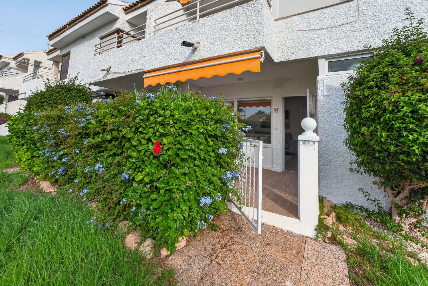 For sale - 2 Bedroom 1 Bathroom Bungalow in Orihuela - Inland  - Alicante