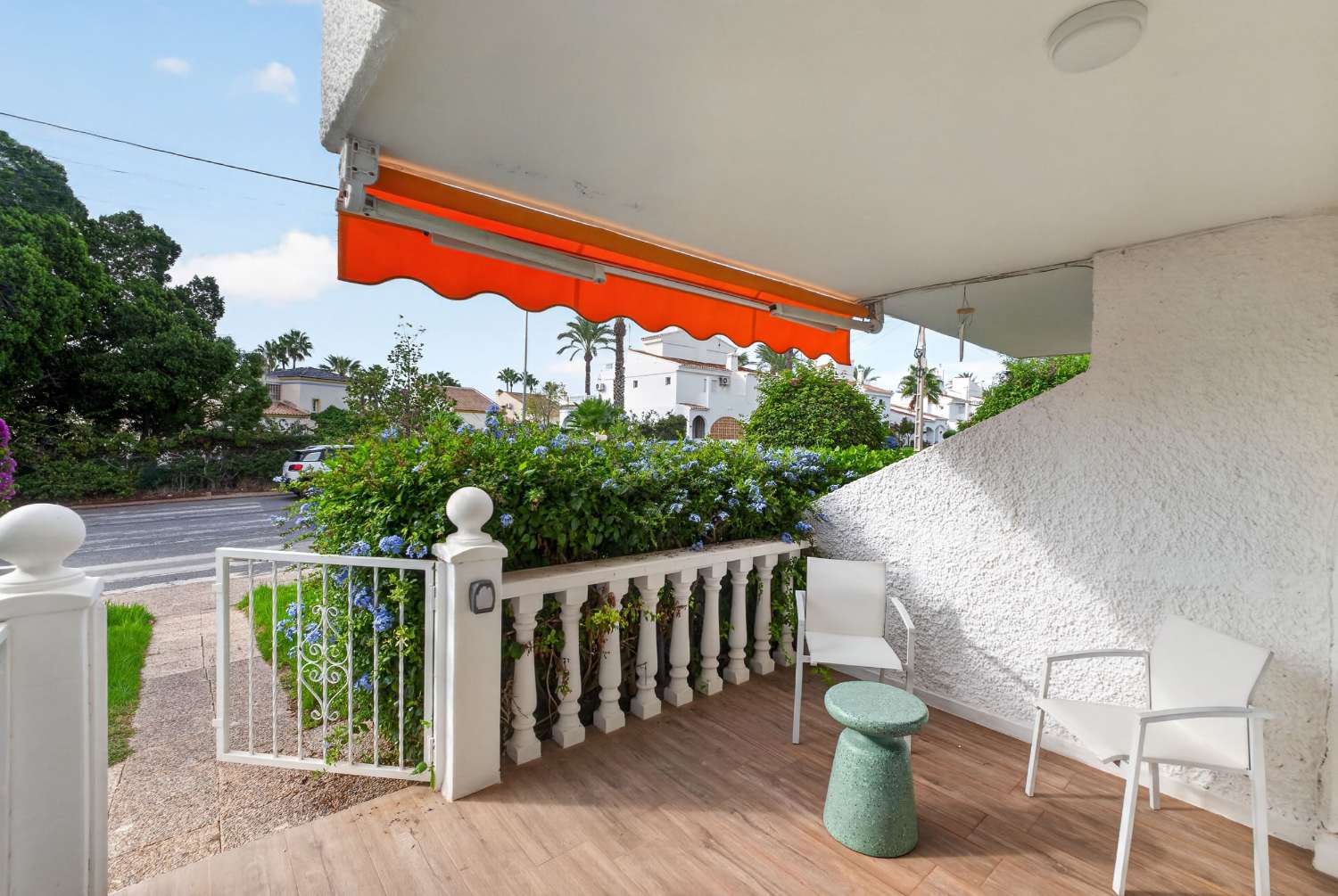 For sale - 2 Bedroom 1 Bathroom Bungalow in Orihuela - Inland  - Alicante