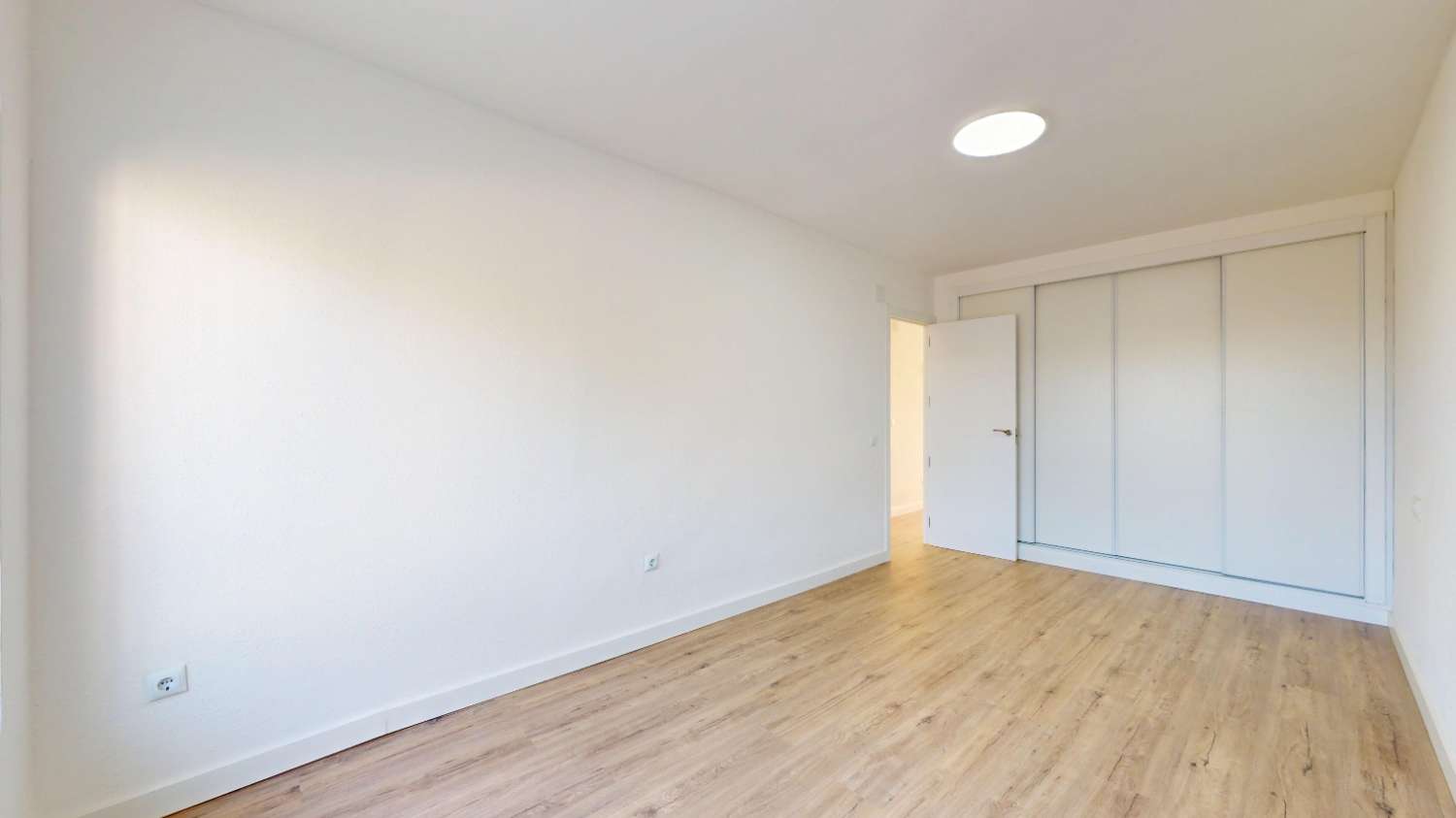 For sale - 2 Bedroom 1 Bathroom Bungalow in Orihuela - Inland  - Alicante