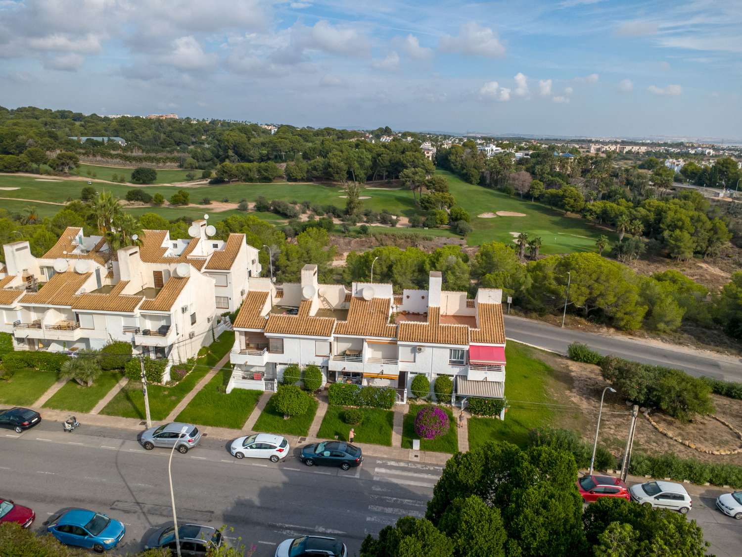 For sale - 2 Bedroom 1 Bathroom Bungalow in Orihuela - Inland  - Alicante