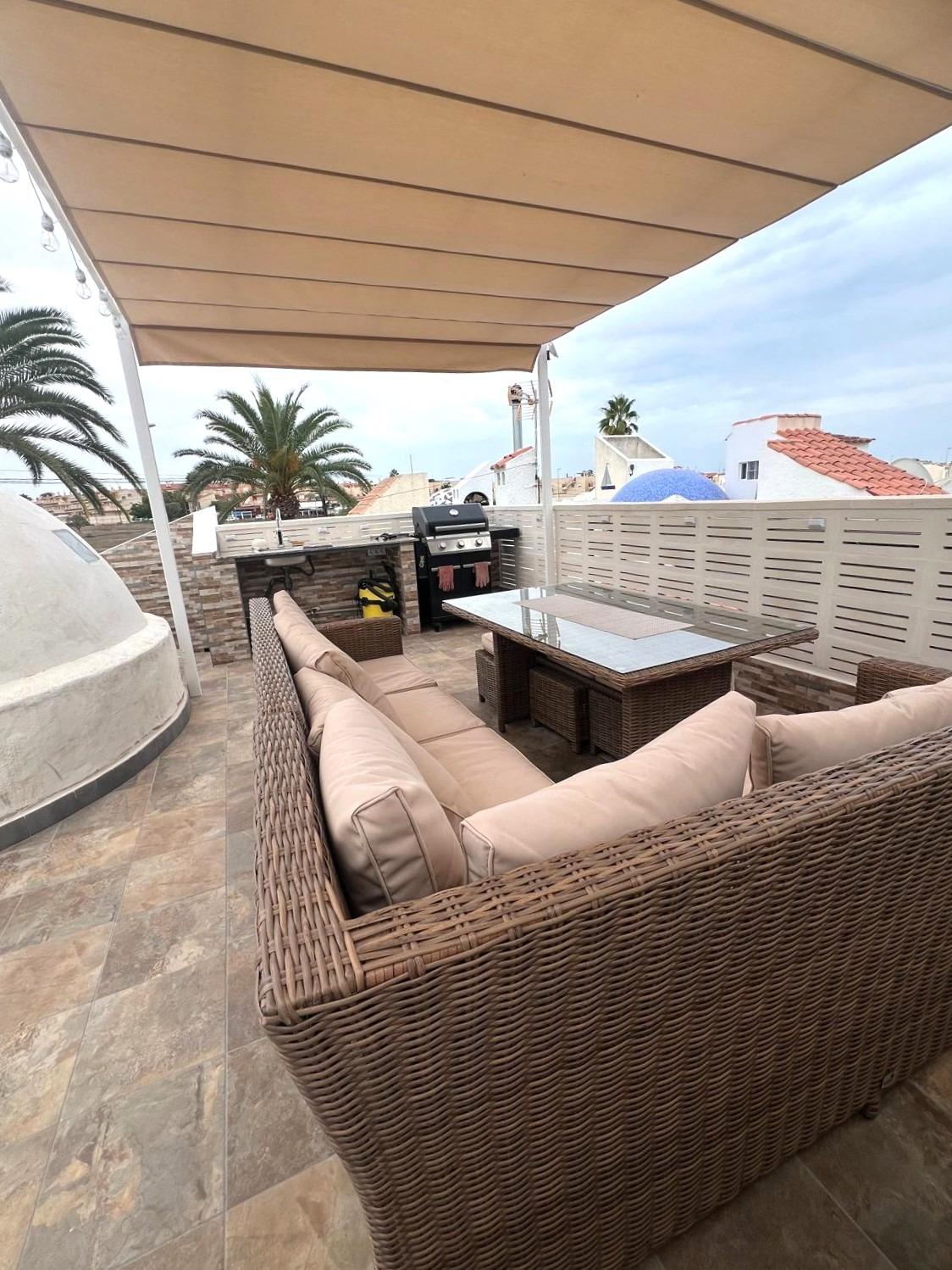 For sale - 3 Bedroom 2 Bathroom Semi Detached in Orihuela Costa - Playa Flamenca  - Alicante