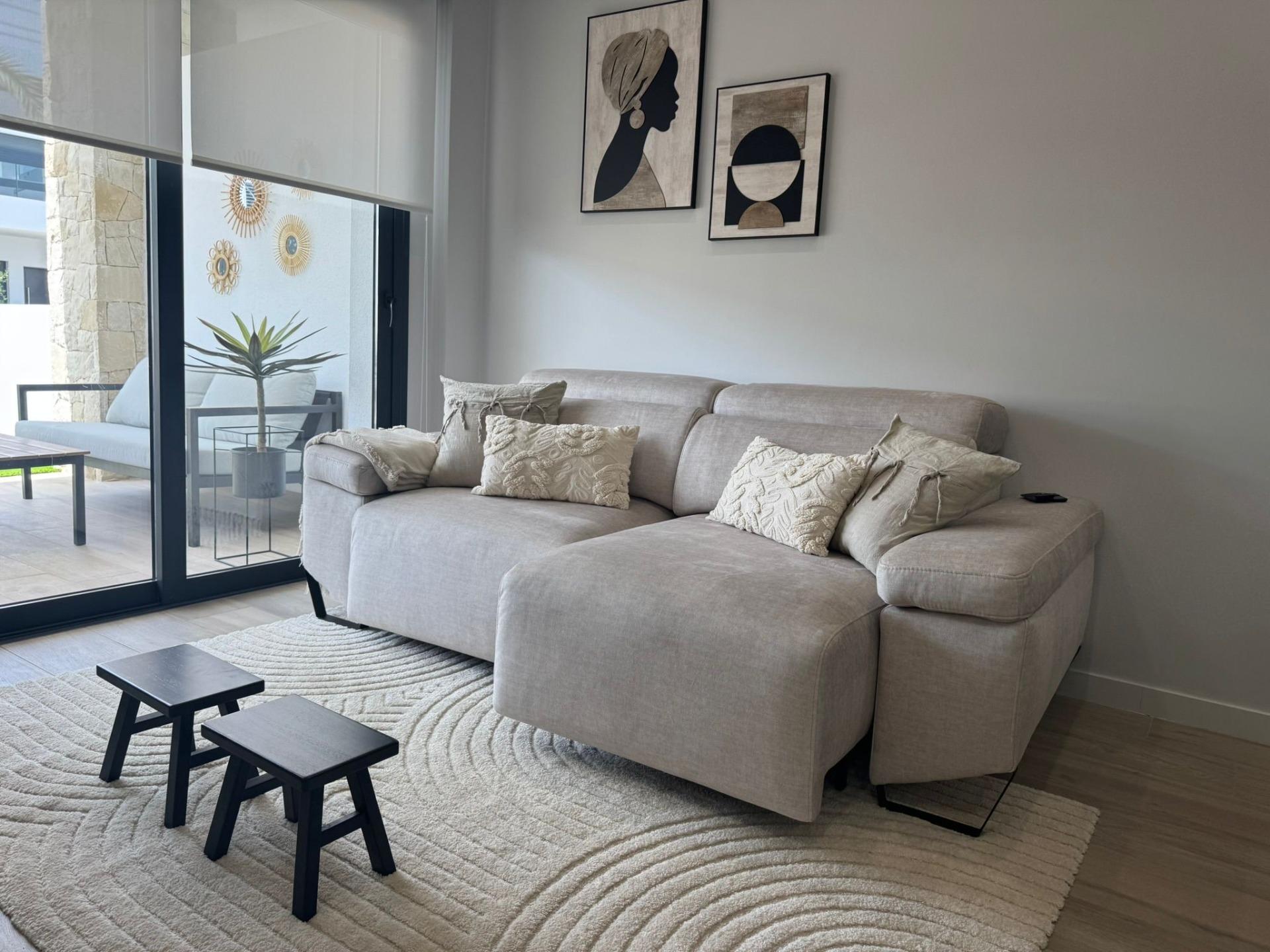For sale - 3 Bedroom 2 Bathroom Apartment in Orihuela Costa - Rocio Del Mar  - Alicante
