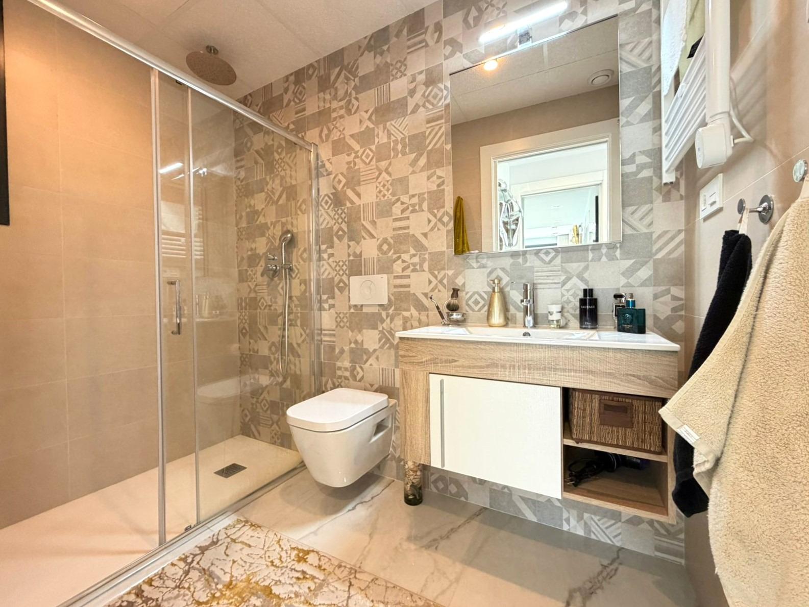For sale - 3 Bedroom 2 Bathroom Penthouse in Orihuela Costa - Los Almendros-la Florida  - Alicante