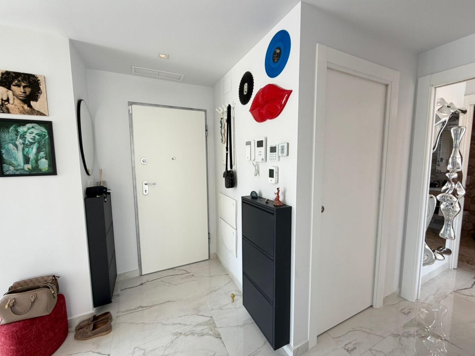 For sale - 3 Bedroom 2 Bathroom Penthouse in Orihuela Costa - Los Almendros-la Florida  - Alicante