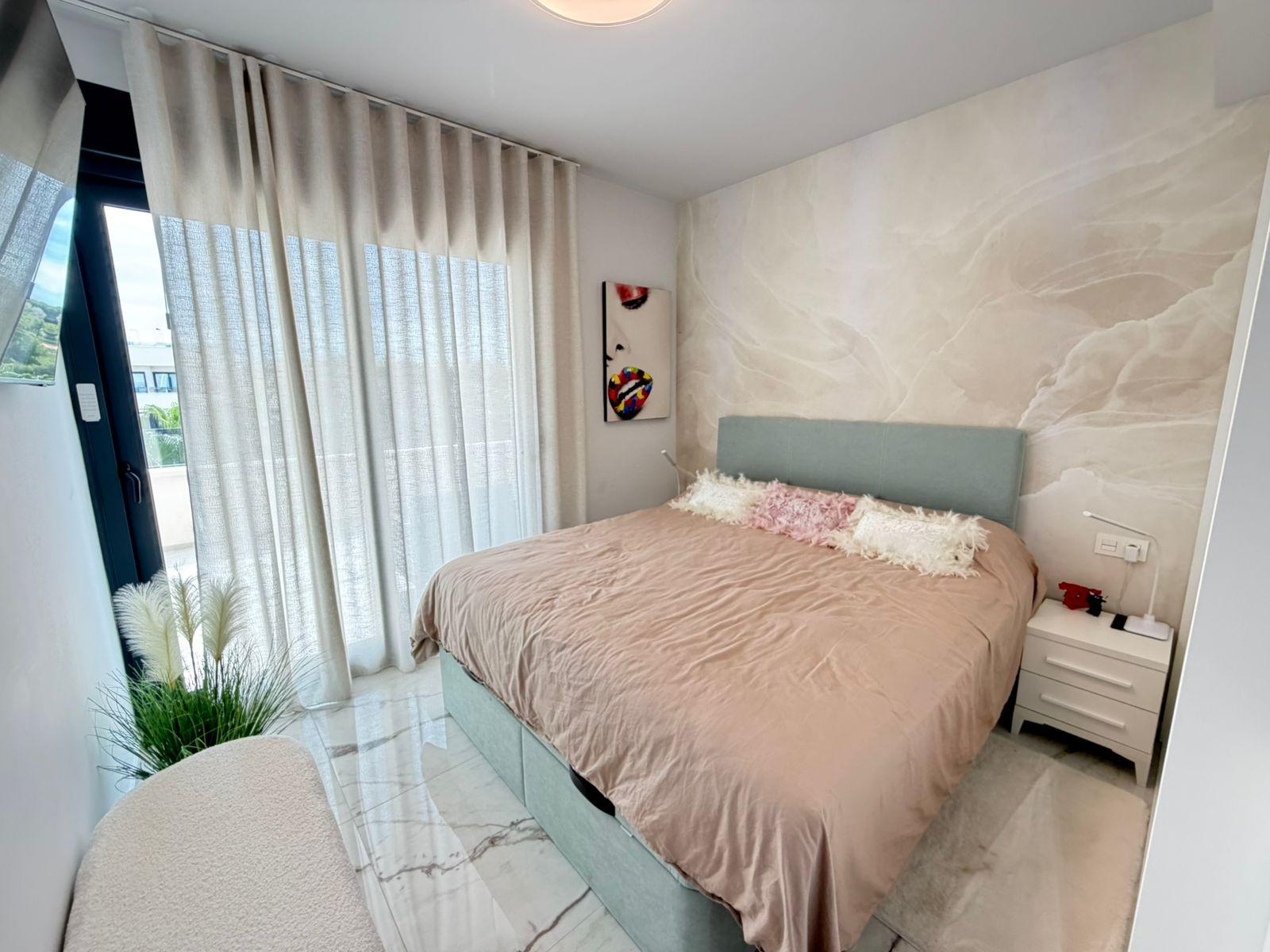 For sale - 3 Bedroom 2 Bathroom Penthouse in Orihuela Costa - Los Almendros-la Florida  - Alicante