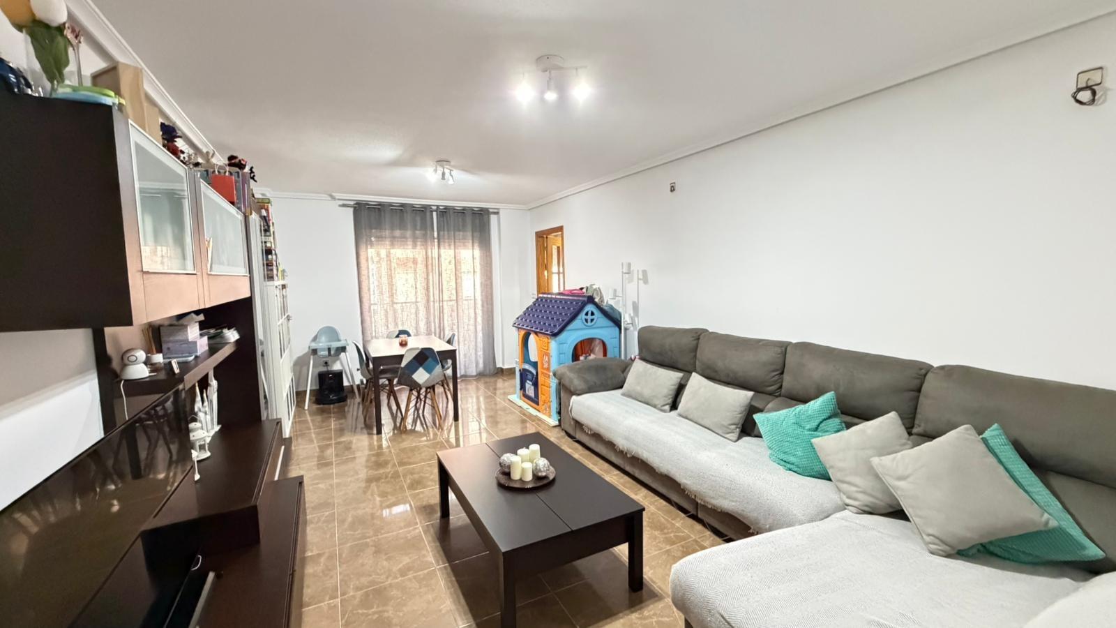 For sale - 3 Bedroom 2 Bathroom Apartment in Benijofar - Pueblo 4  - Alicante