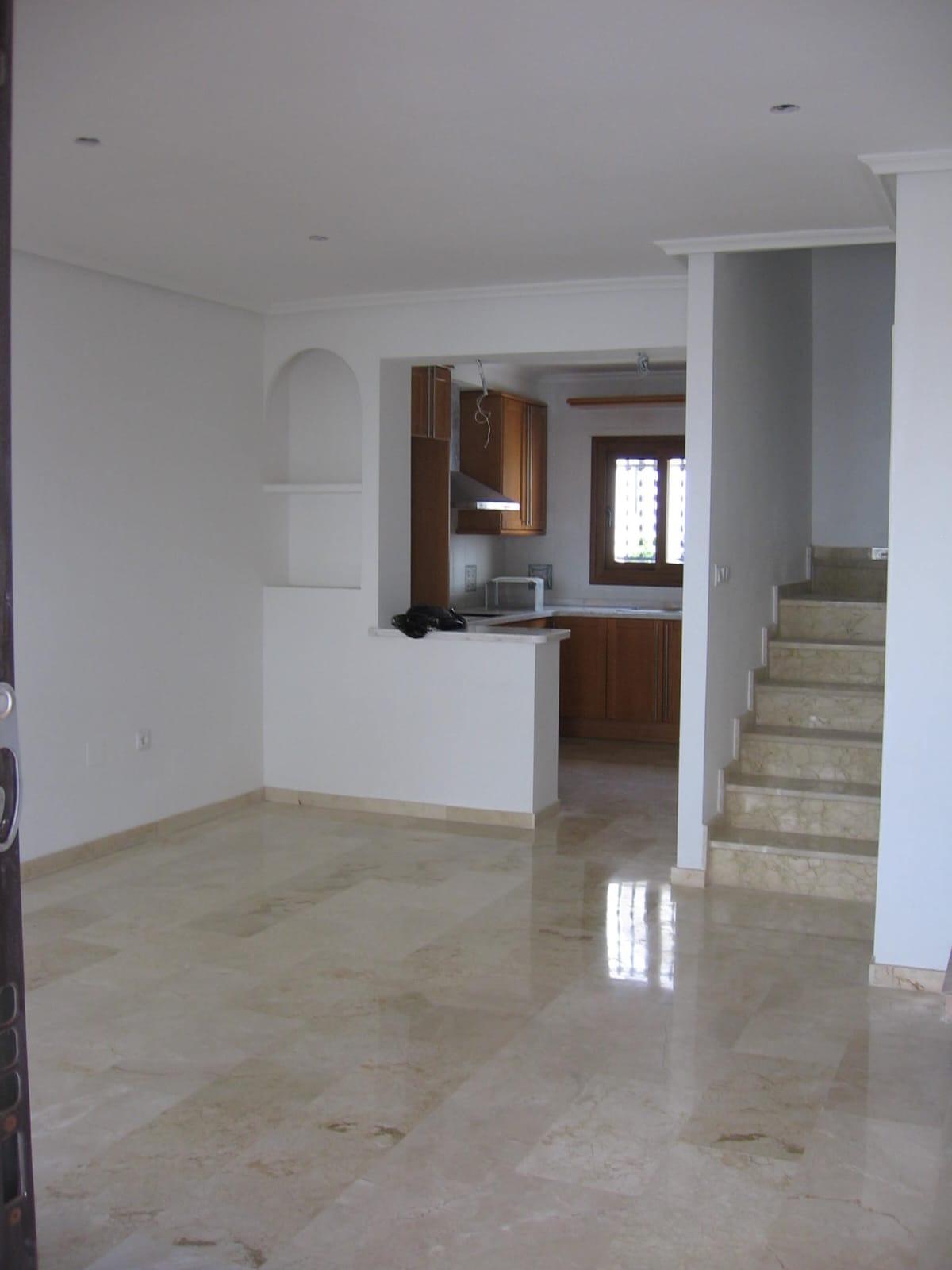 For sale - 2 Bedroom 1 Bathroom Town House in Villamartin - Pau 8  - Alicante
