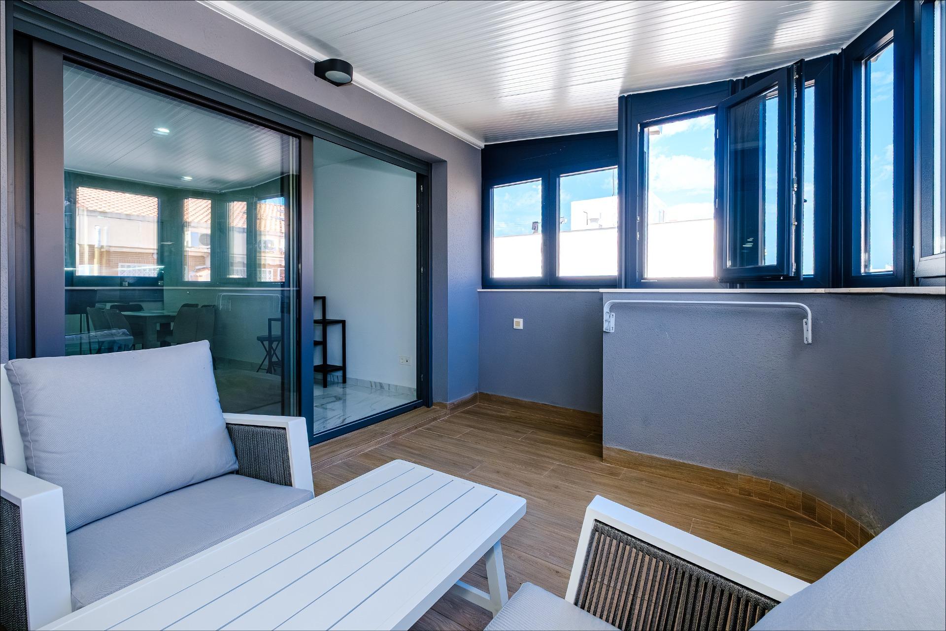 For sale - 4 Bedroom 4 Bathroom Apartment in Torrevieja - Playa Del Cura  - Alicante