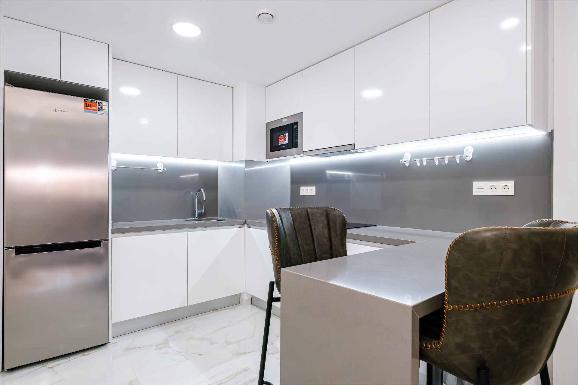 For sale - 4 Bedroom 4 Bathroom Apartment in Torrevieja - Playa Del Cura  - Alicante