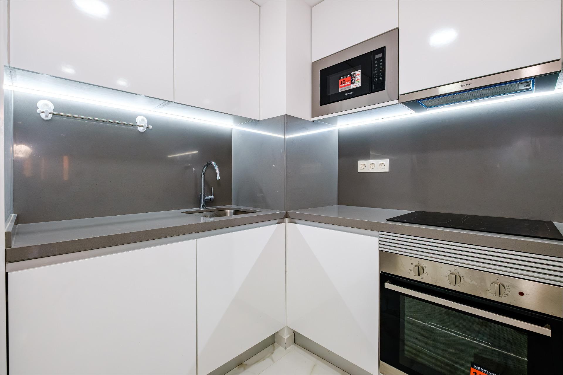 For sale - 4 Bedroom 4 Bathroom Apartment in Torrevieja - Playa Del Cura  - Alicante