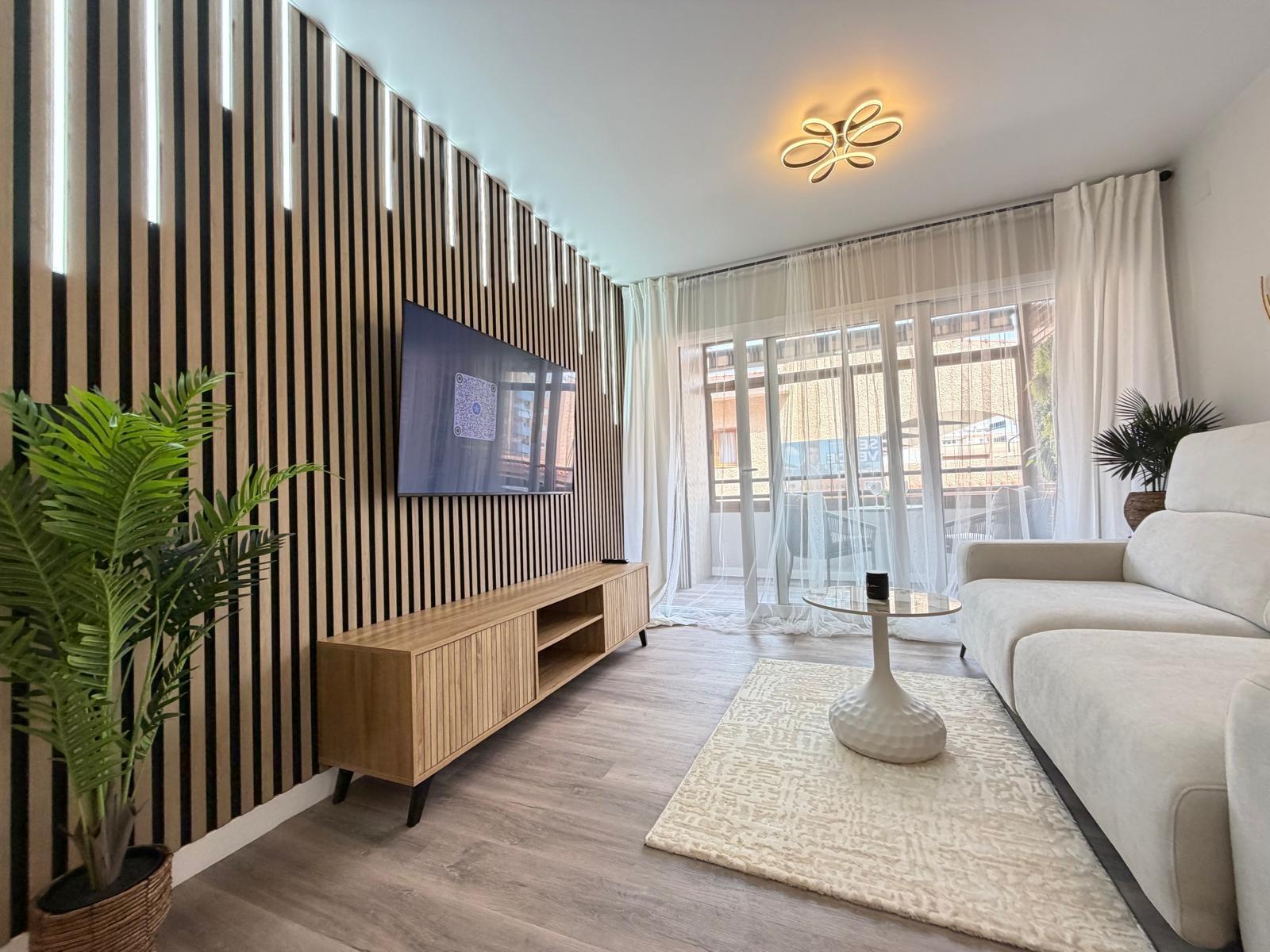 For sale - 2 Bedroom 1 Bathroom Apartment in Torrevieja - Estacion De Autobuses  - Alicante