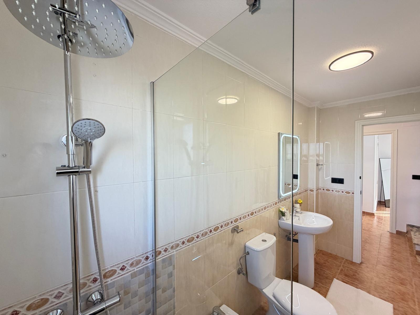 For sale - 3 Bedroom 2 Bathroom Town House in Punta Prima - Rocio Del Mar  - Alicante