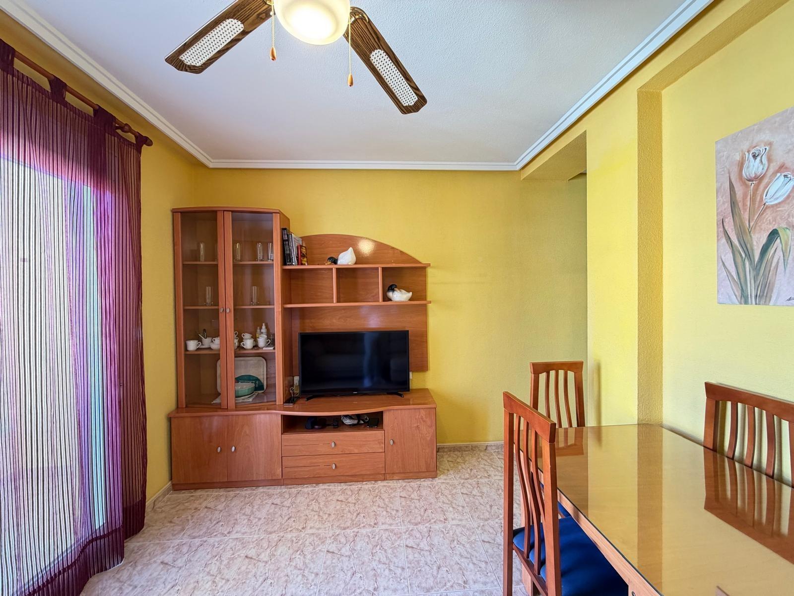For sale - 2 Bedroom 1 Bathroom Penthouse in Torrevieja - Playa Del Cura  - Alicante