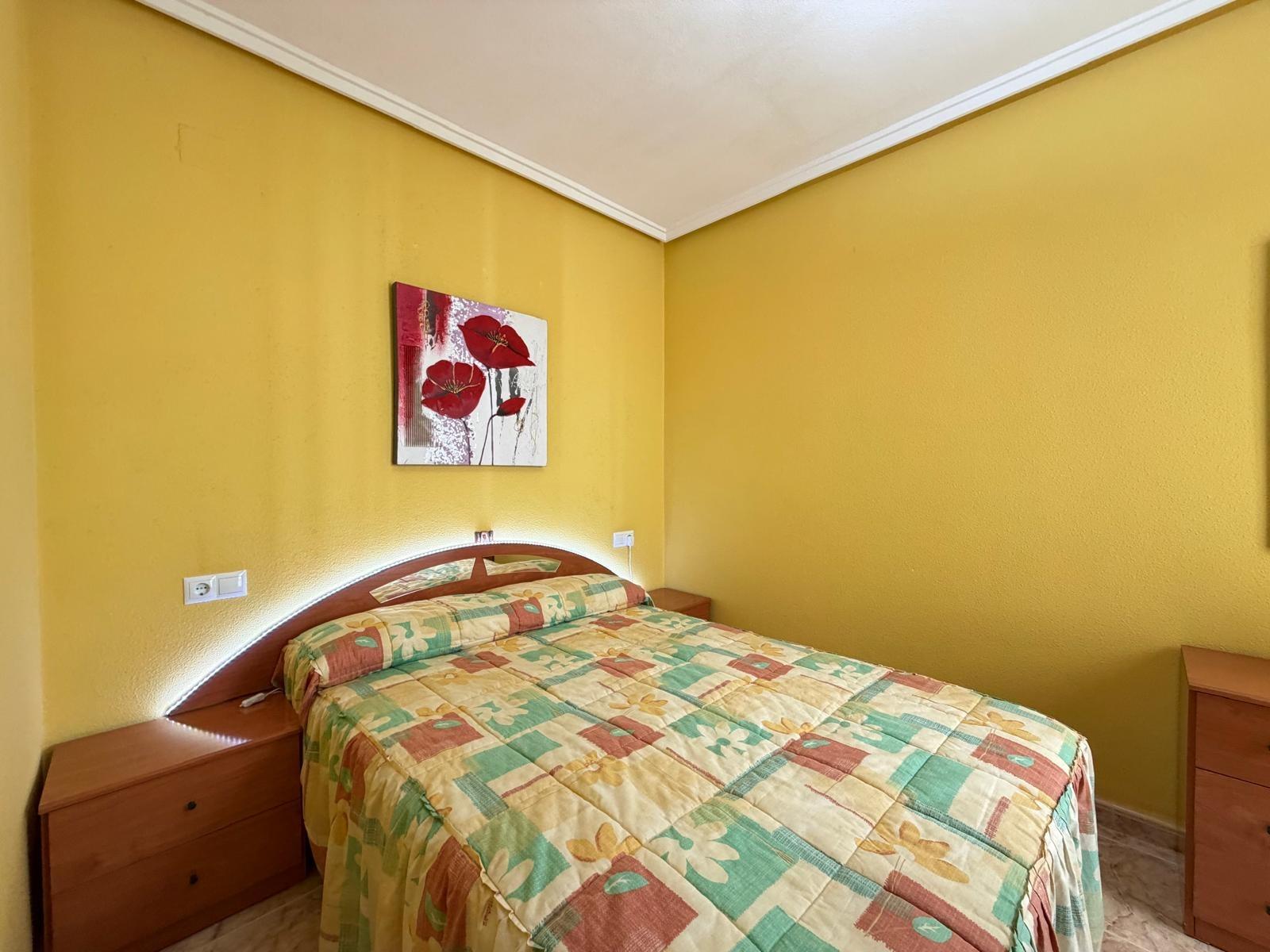 For sale - 2 Bedroom 1 Bathroom Penthouse in Torrevieja - Playa Del Cura  - Alicante
