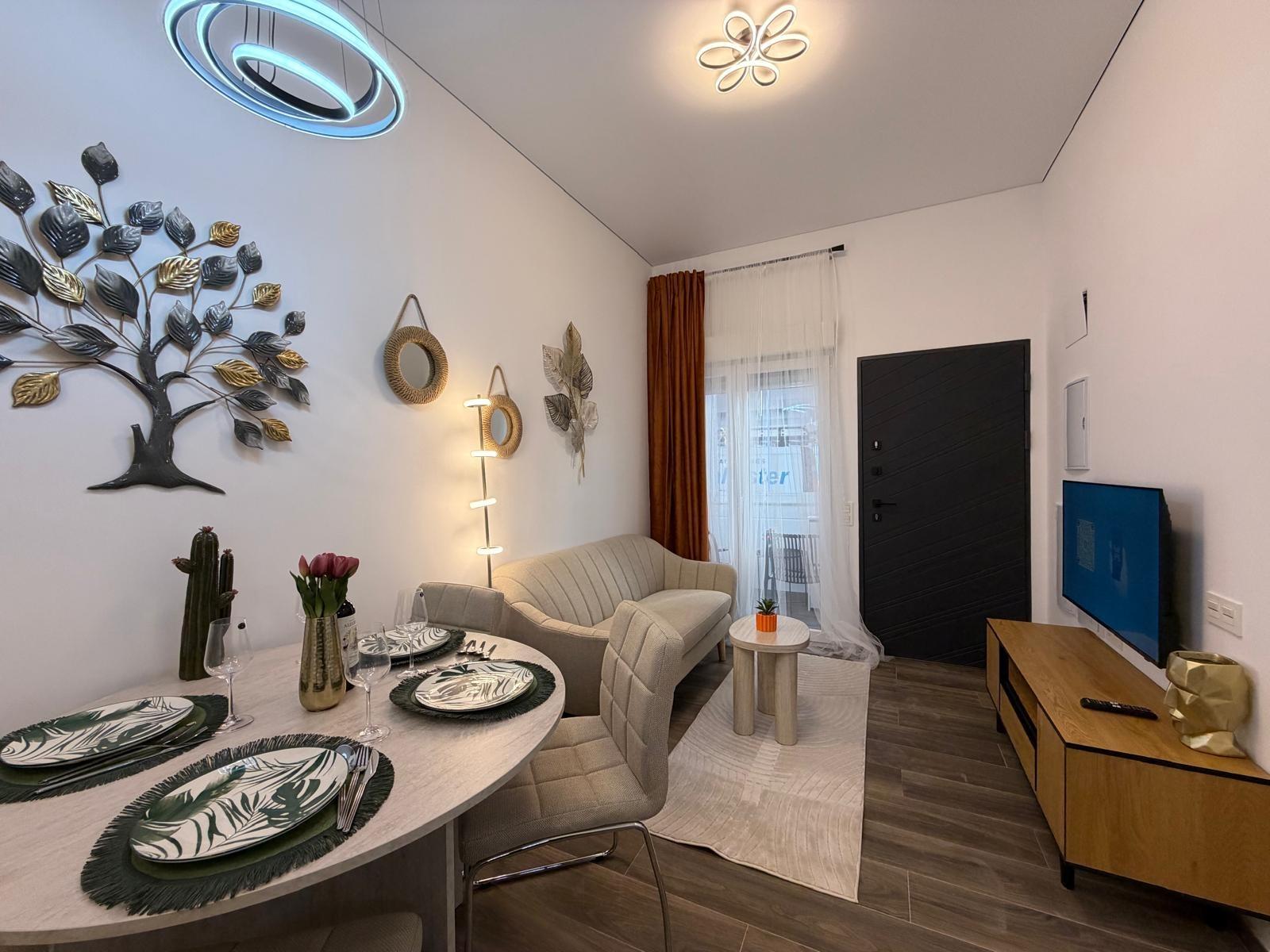 For sale - 2 Bedroom 1 Bathroom Apartment in Torrevieja - Torrevieja  - Alicante