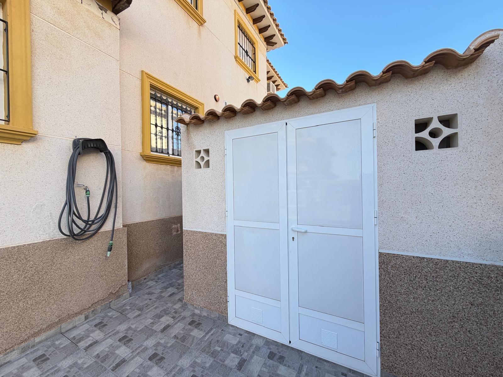 For sale - 2 Bedroom 2 Bathroom Town House in Orihuela Costa - Las Filipinas  - Alicante