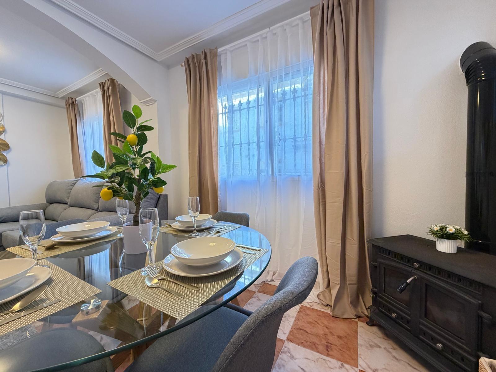 For sale - 2 Bedroom 2 Bathroom Town House in Orihuela Costa - Las Filipinas  - Alicante