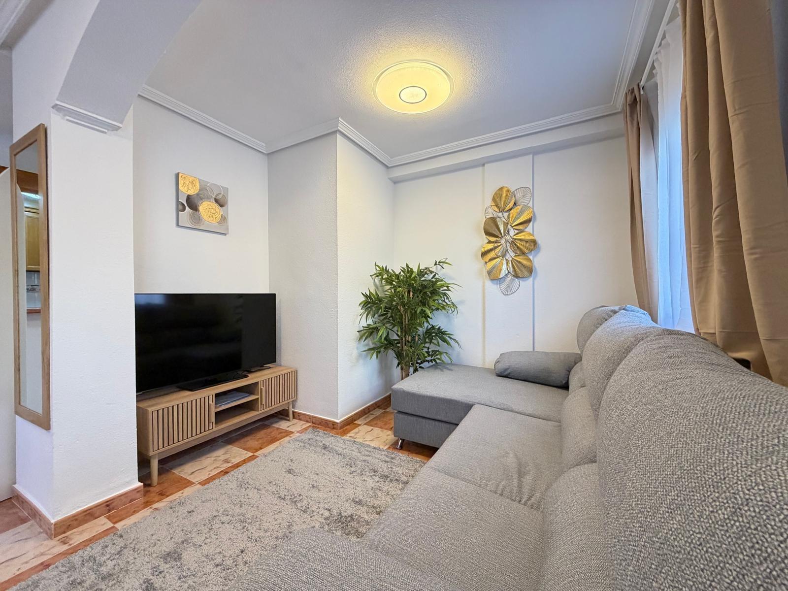 For sale - 2 Bedroom 2 Bathroom Town House in Orihuela Costa - Las Filipinas  - Alicante