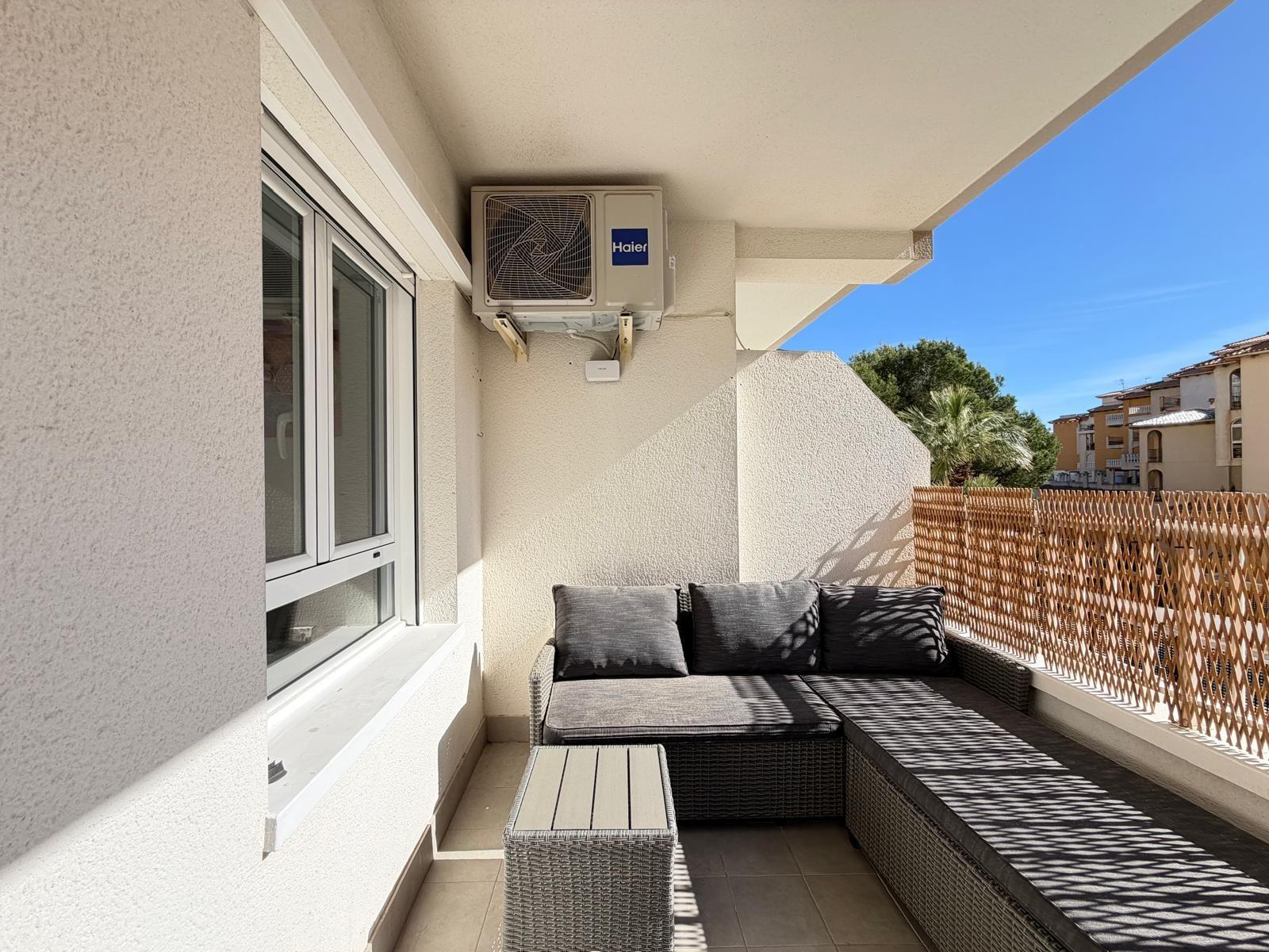 For sale - 2 Bedroom 2 Bathroom Apartment in Orihuela Costa - Altos De Campoamor  - Alicante