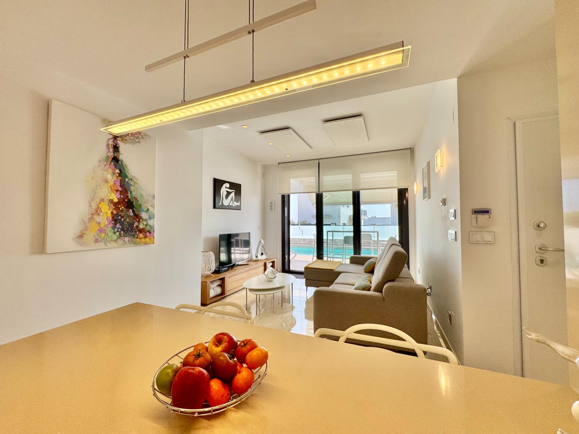 For sale - 3 Bedroom 2 Bathroom Villa in San Miguel de Salinas - Bellavista  - Alicante