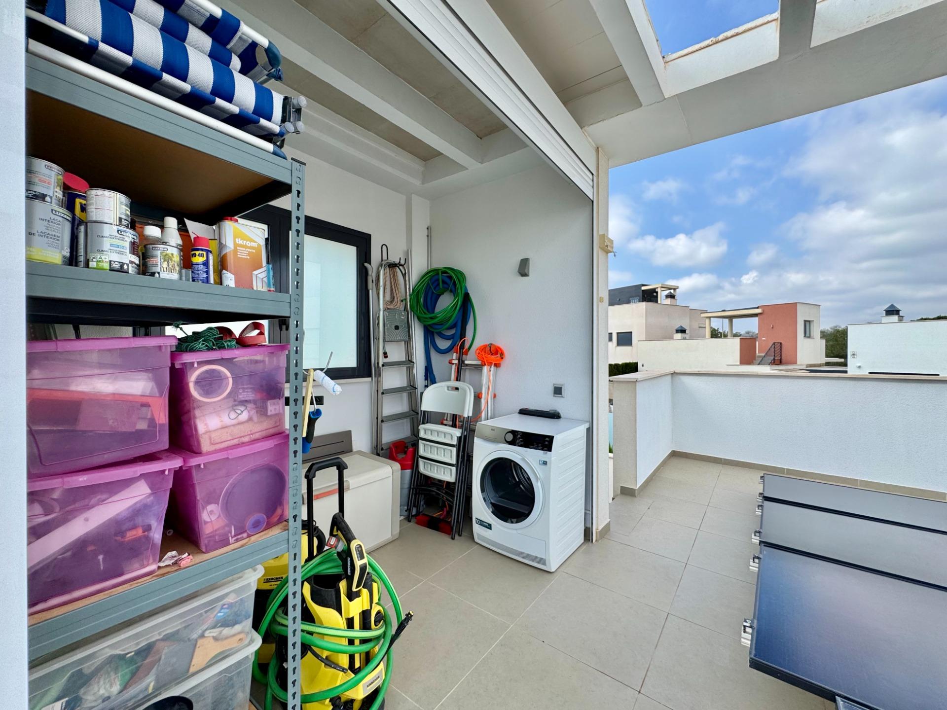 For sale - 3 Bedroom 2 Bathroom Villa in San Miguel de Salinas - Bellavista  - Alicante