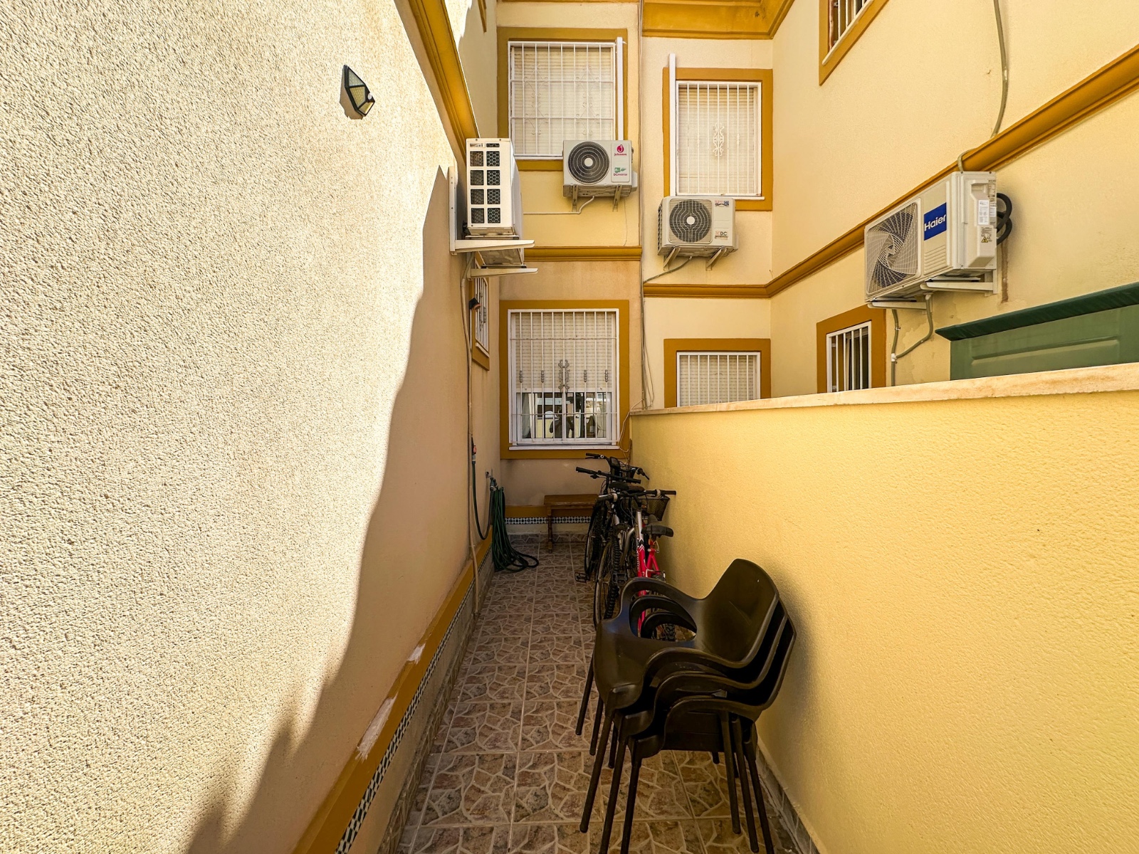 For sale - 2 Bedroom 1 Bathroom Bungalow in Orihuela Costa - Costa Blanca  - Alicante